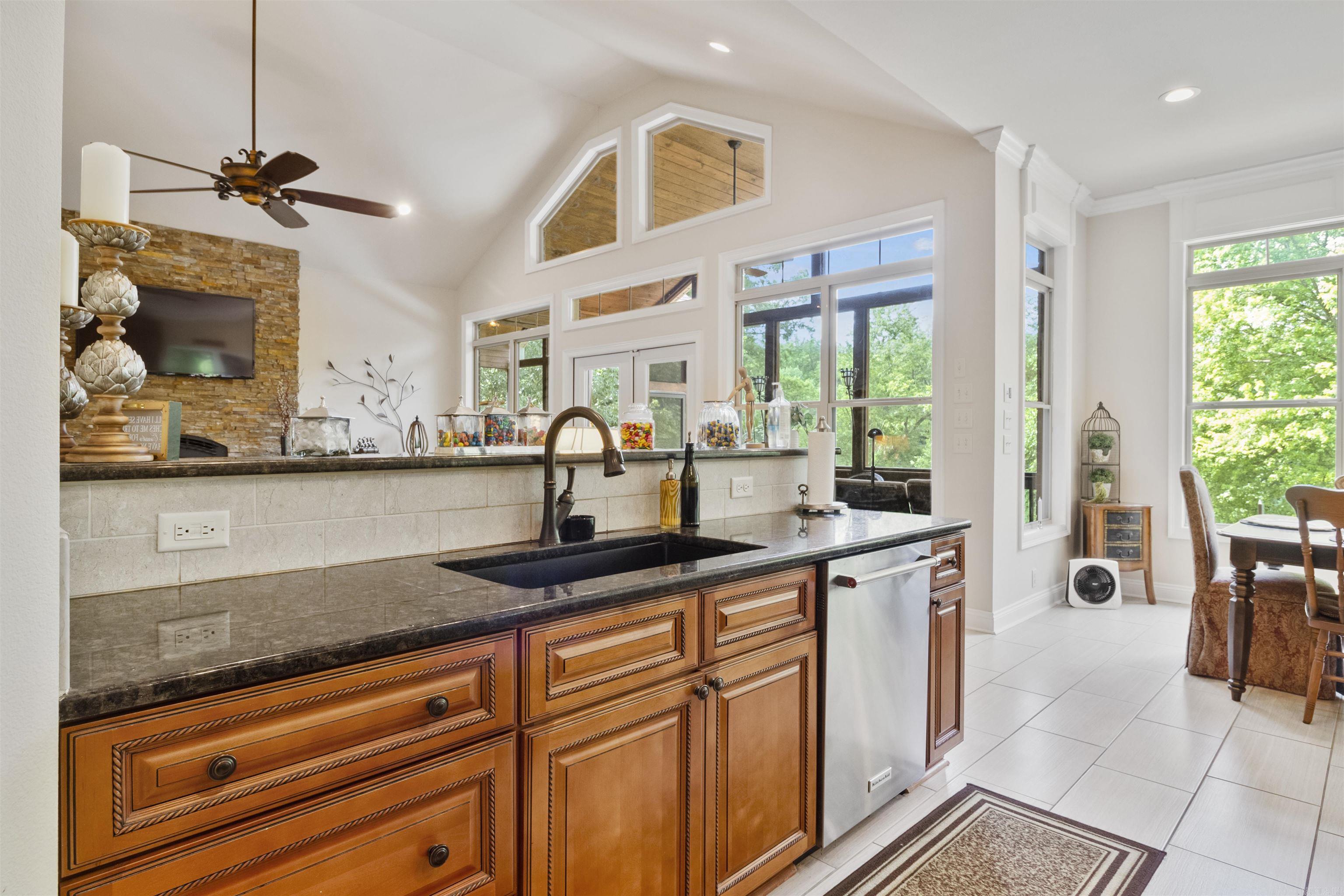 259 Riverview Road Property Photo 15