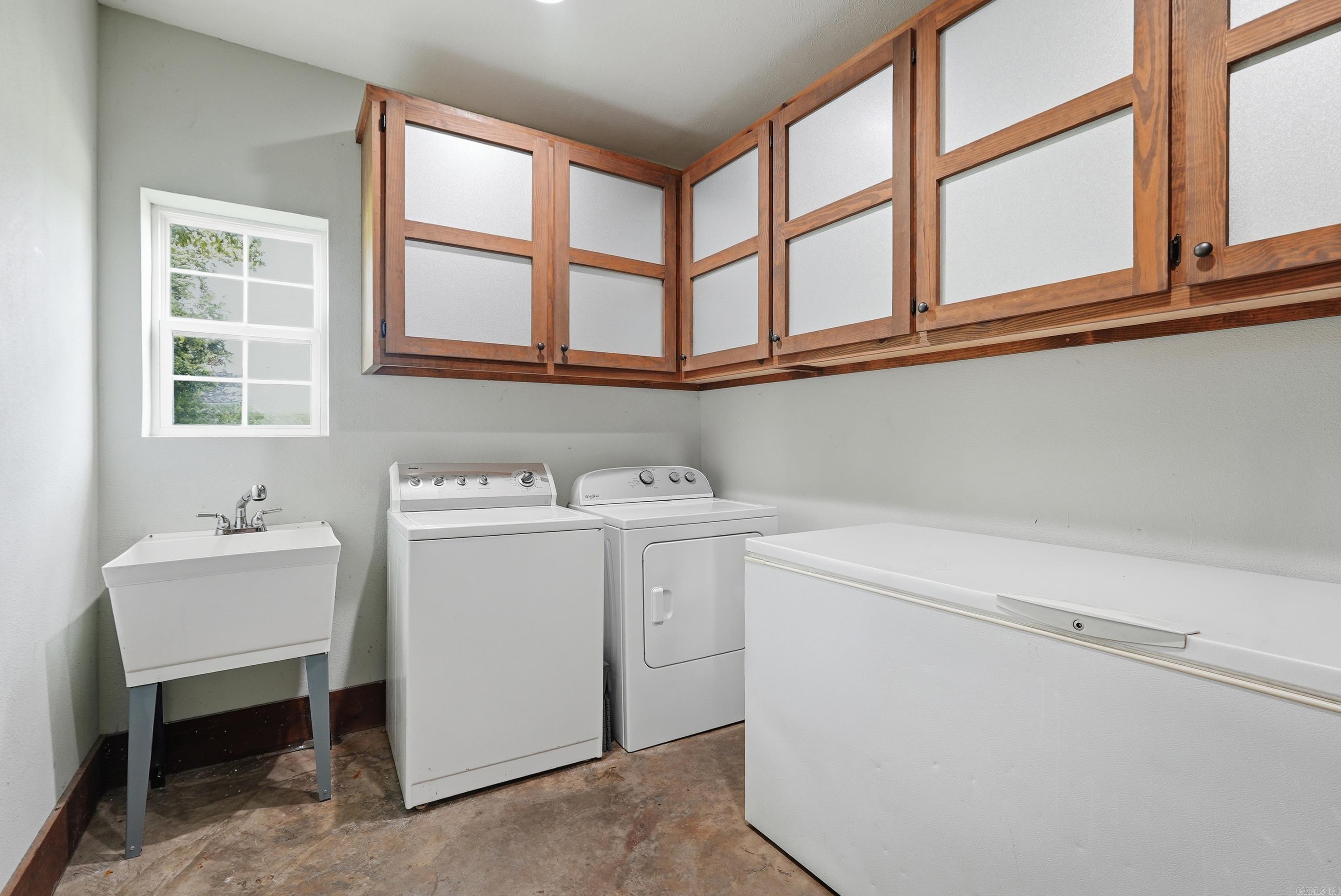 8179 North Main Street Property Photo 27