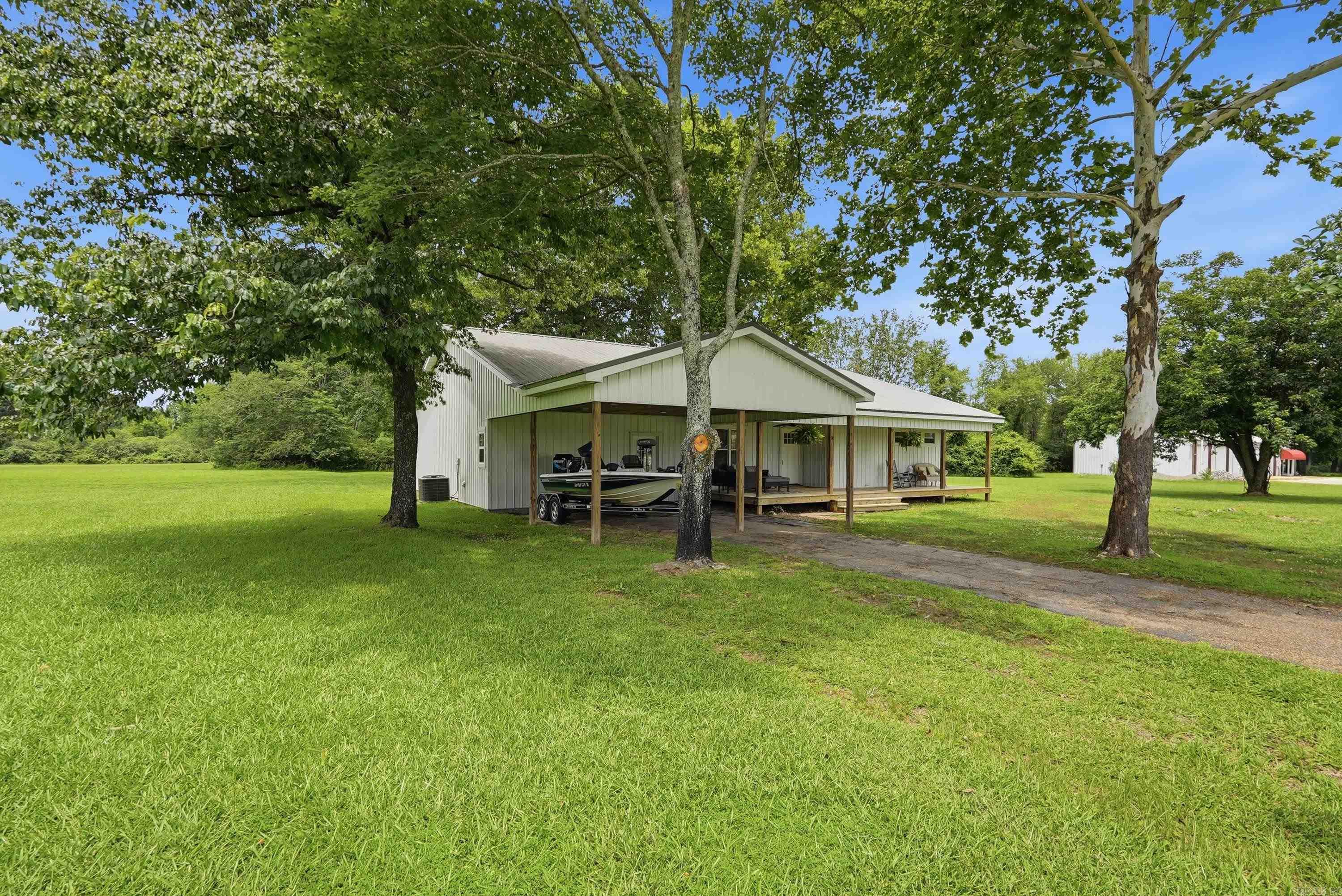 8179 North Main Street Property Photo 29