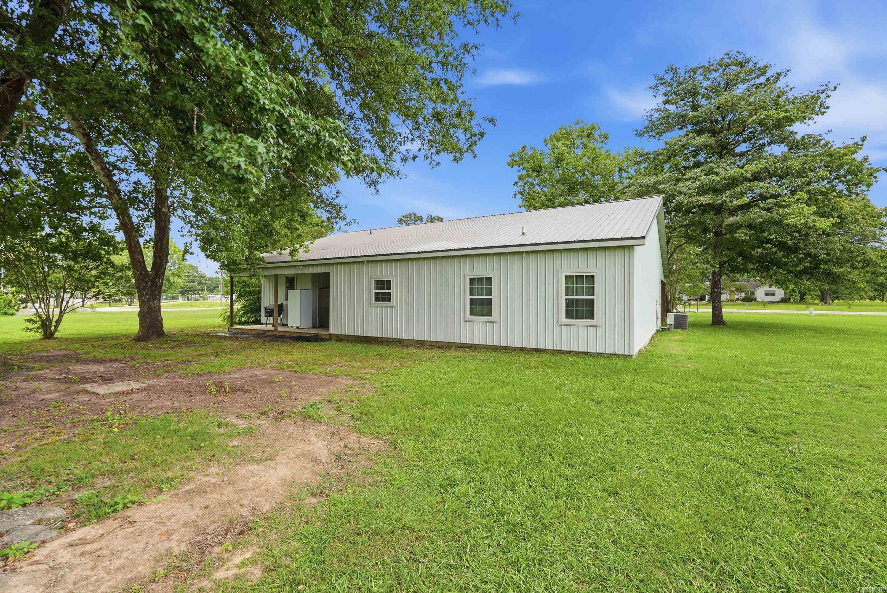 8179 North Main Street Property Photo 30
