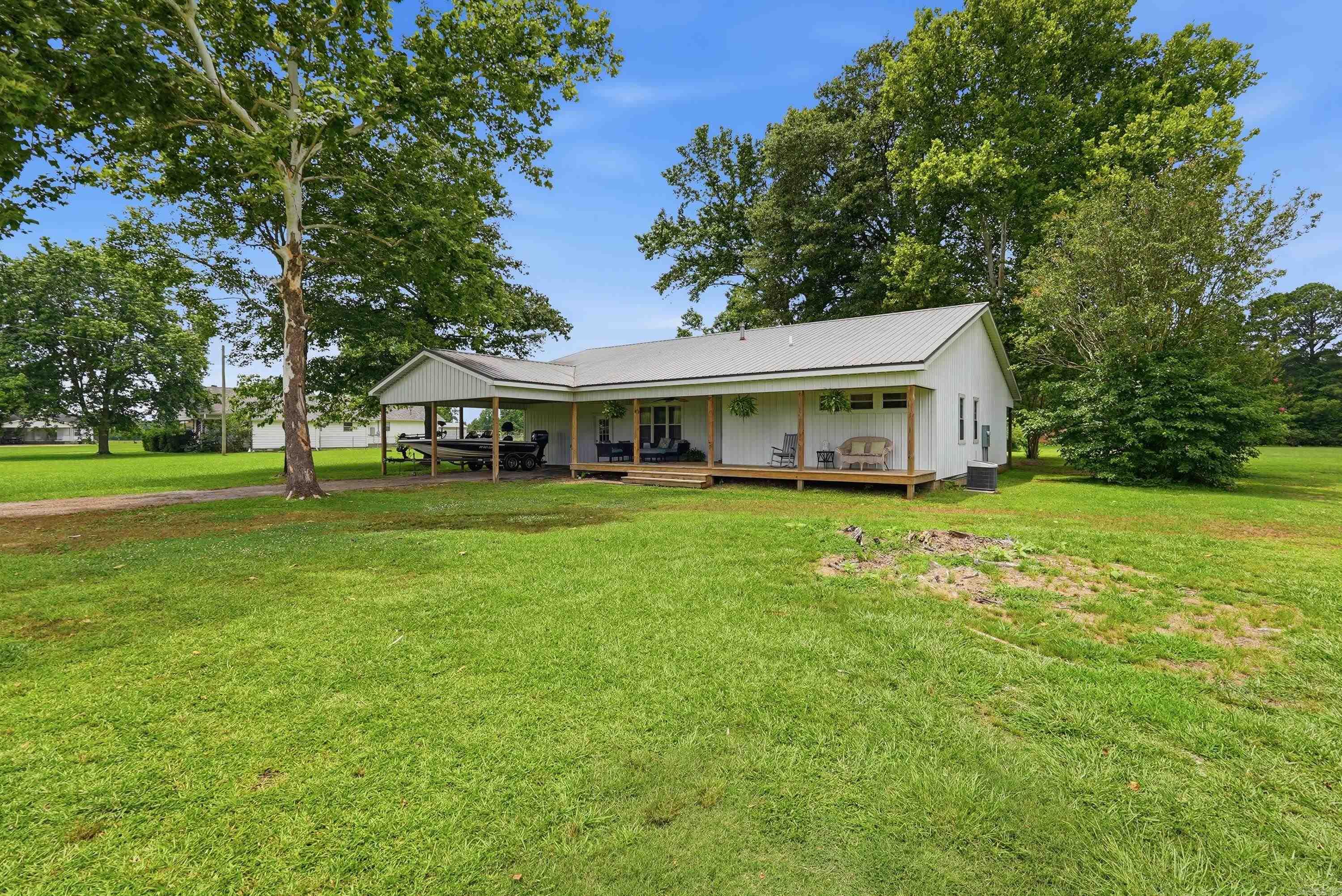 8179 North Main Street Property Photo 32