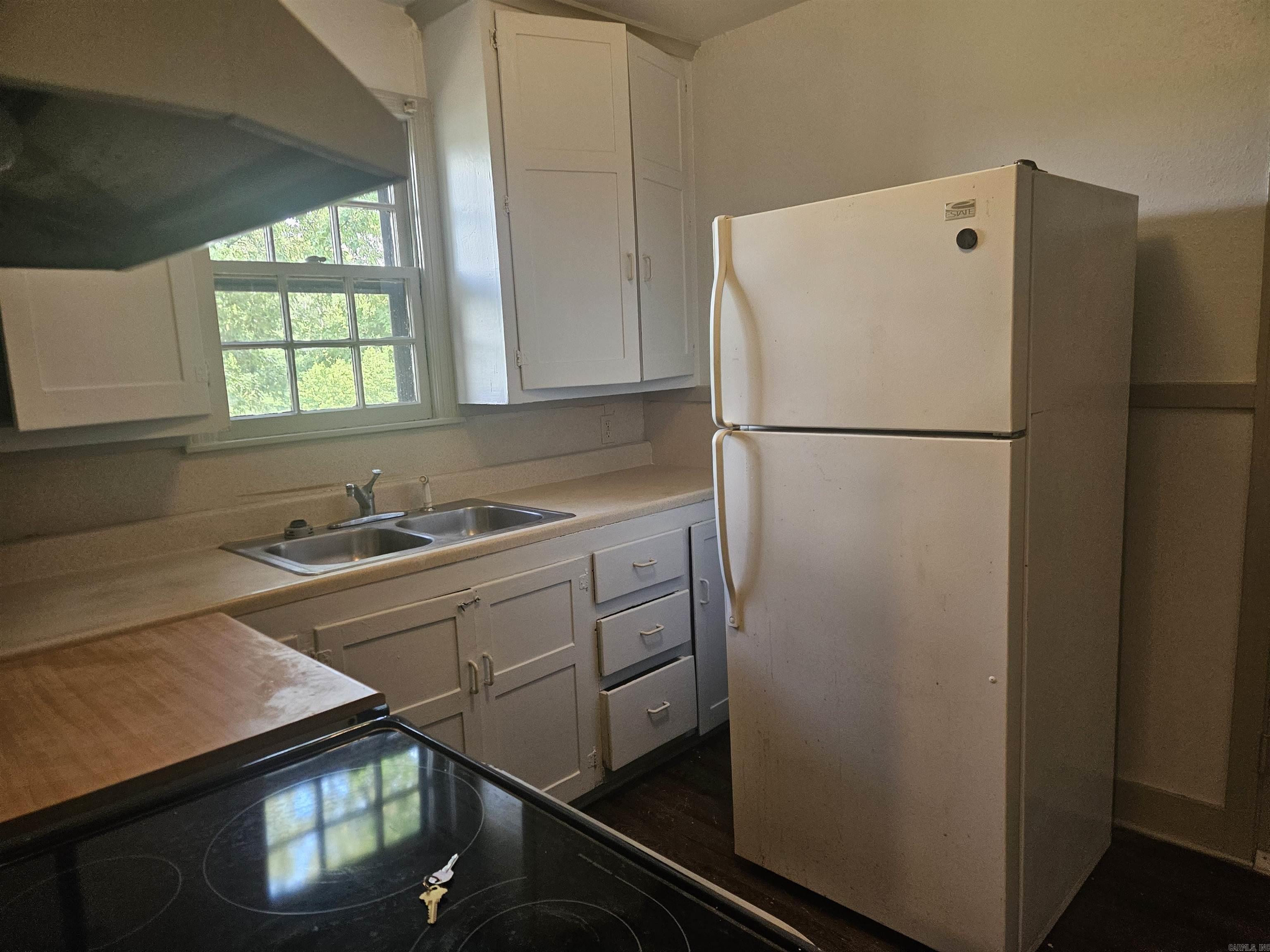 2405 S Fillmore Property Photo 3