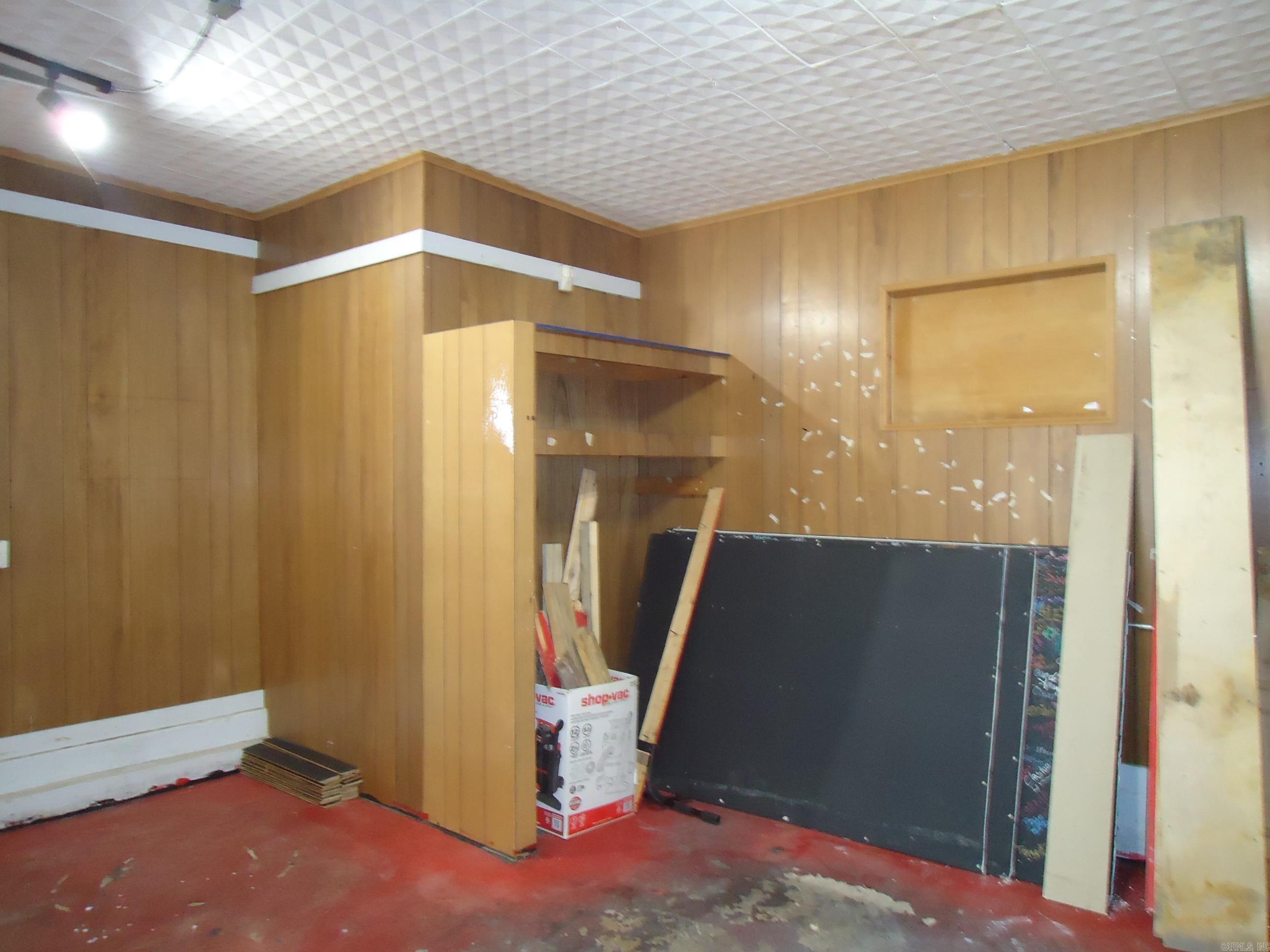 412 Broadway Street Property Photo 18