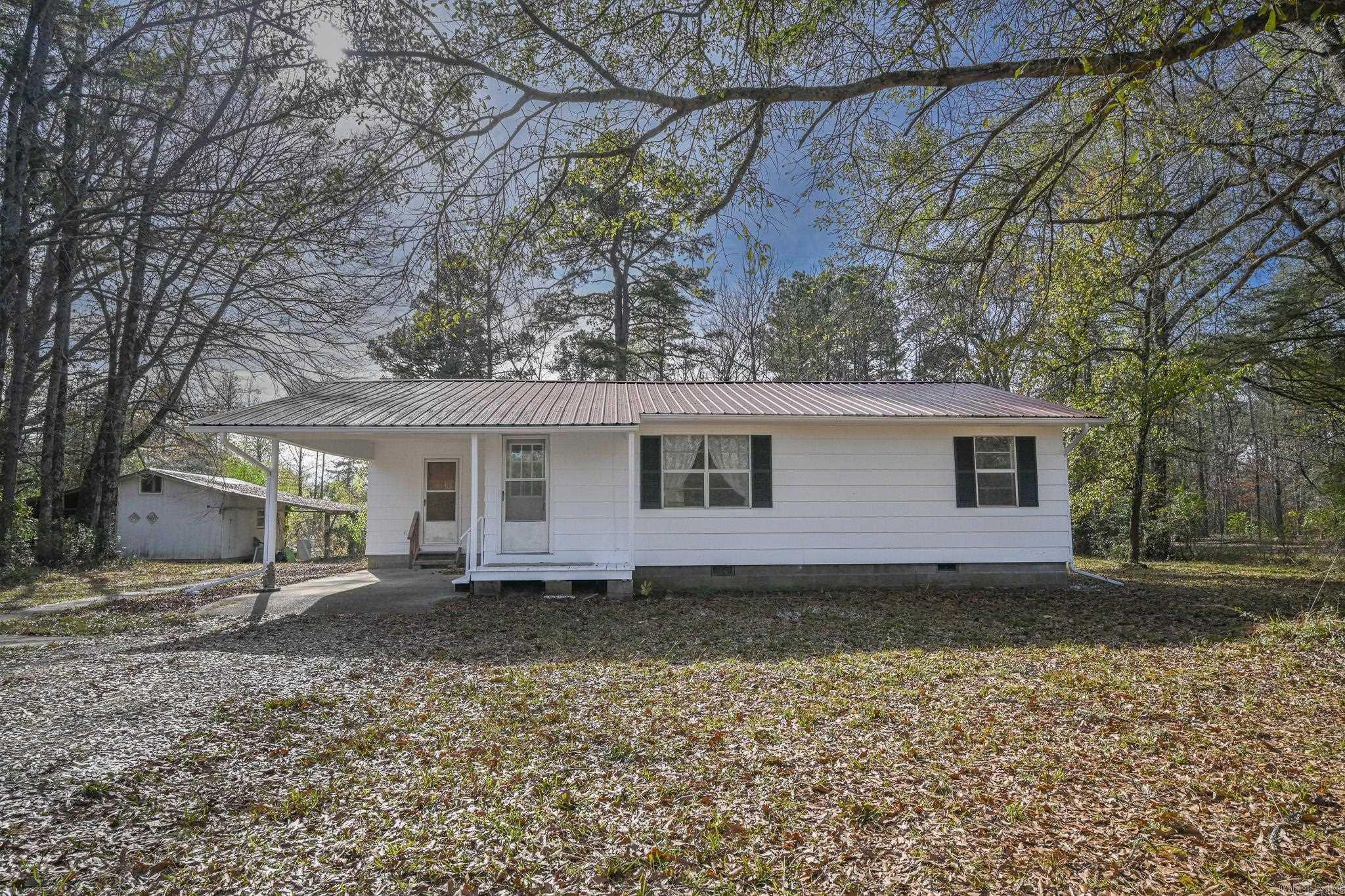 4109 Highway 8 West Property Photo 1