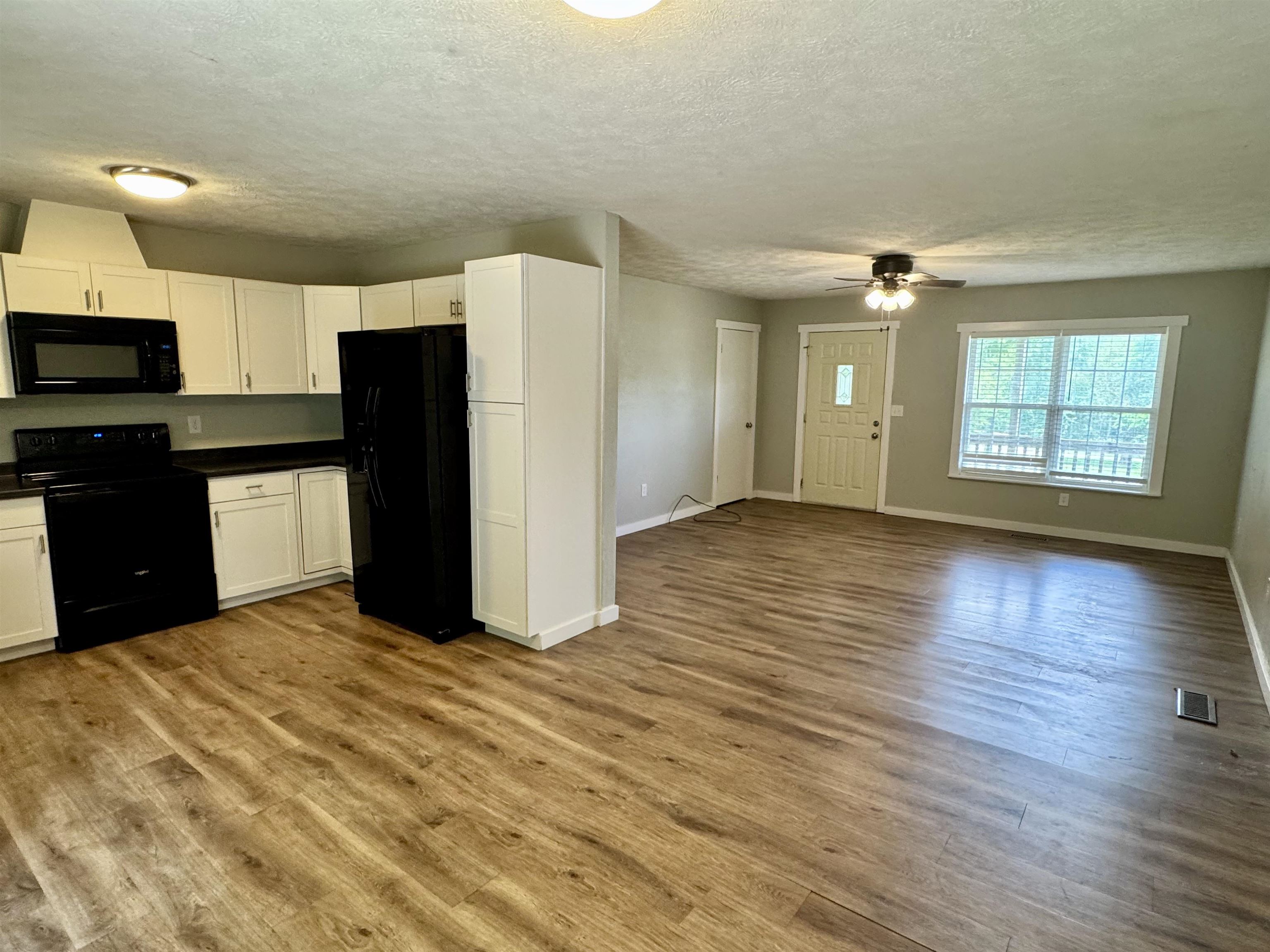 44 Sara Cir Property Photo 10