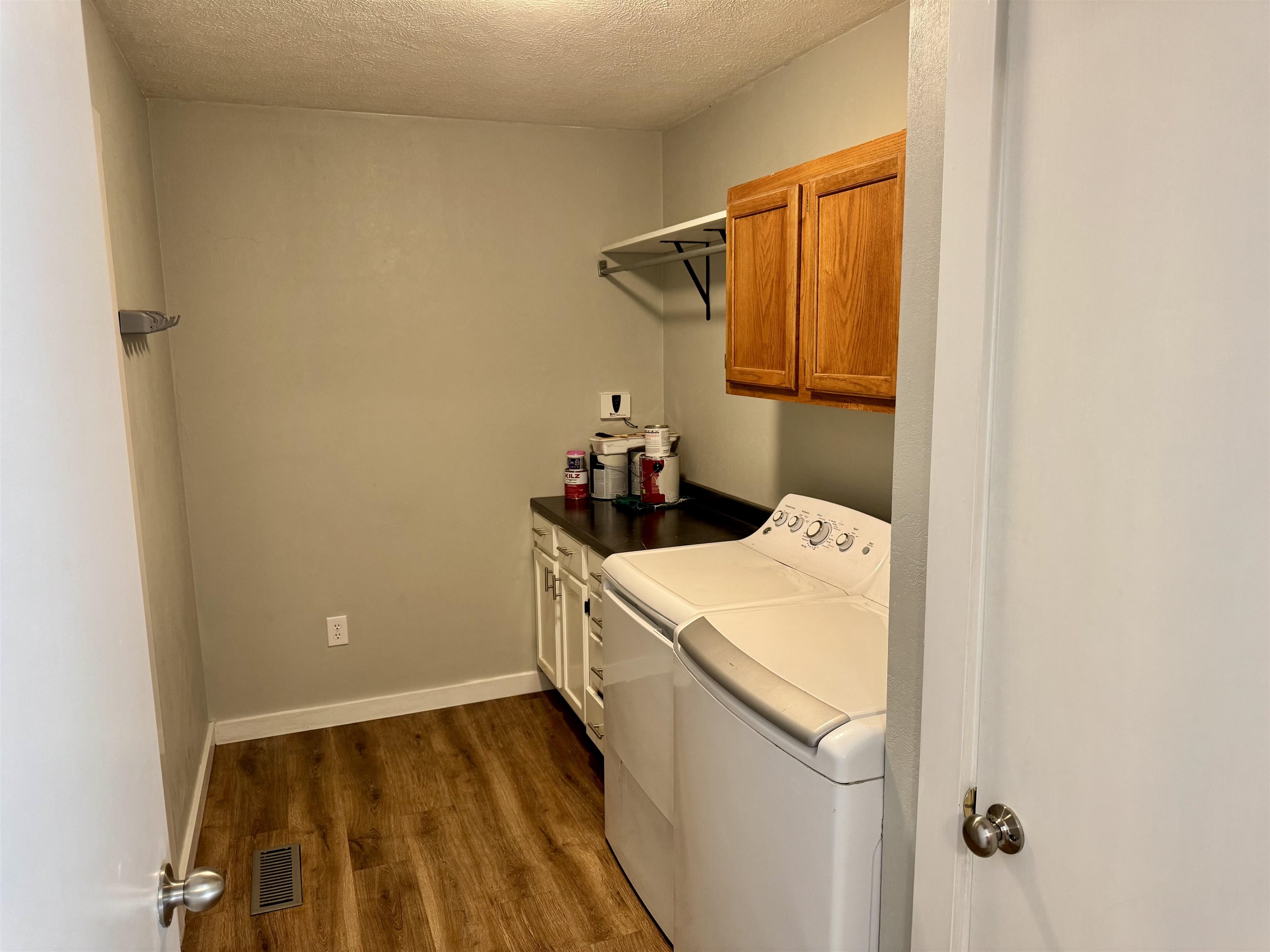 44 Sara Cir Property Photo 12