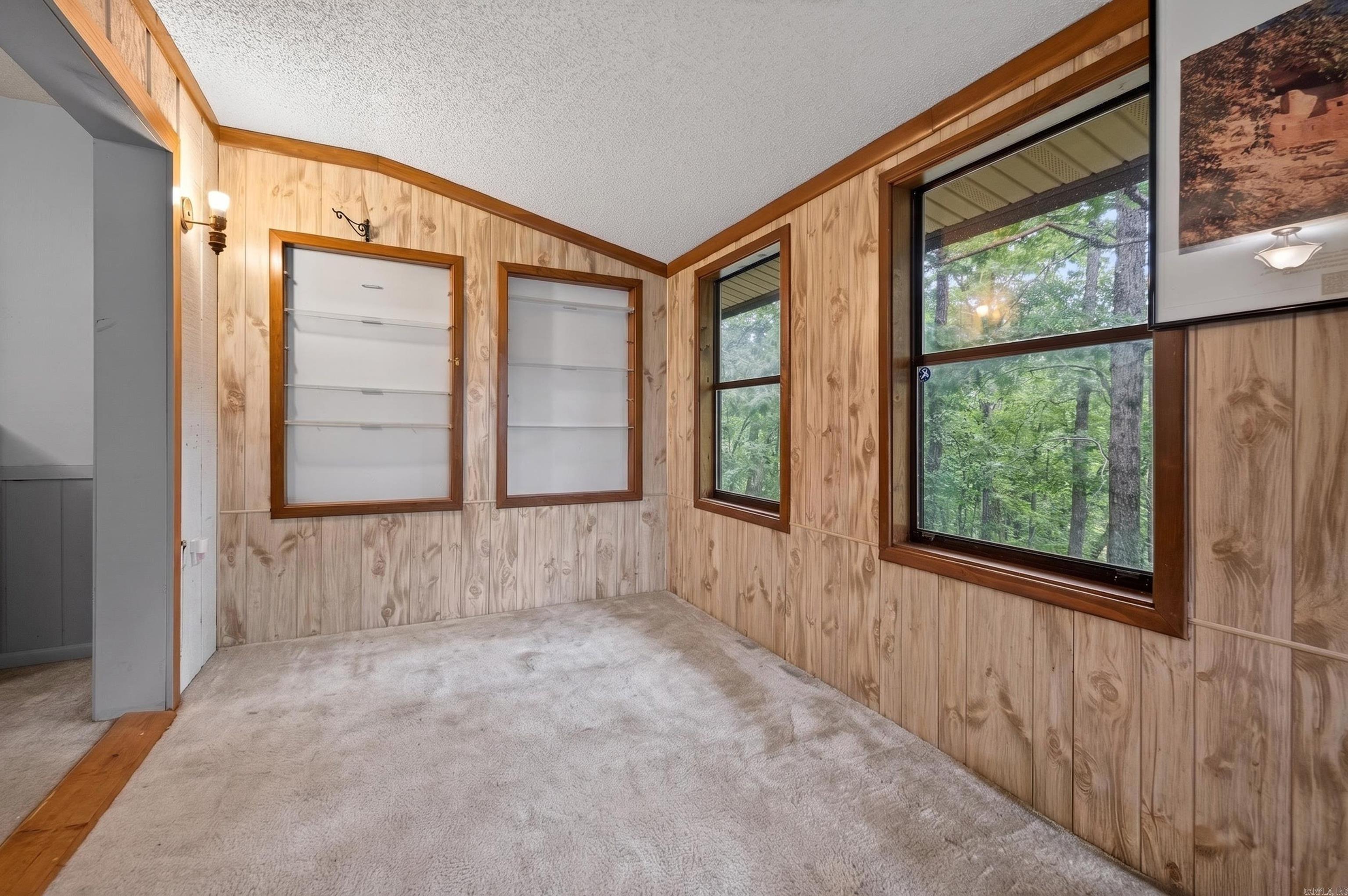 48 N Badalona Drive Property Photo 10