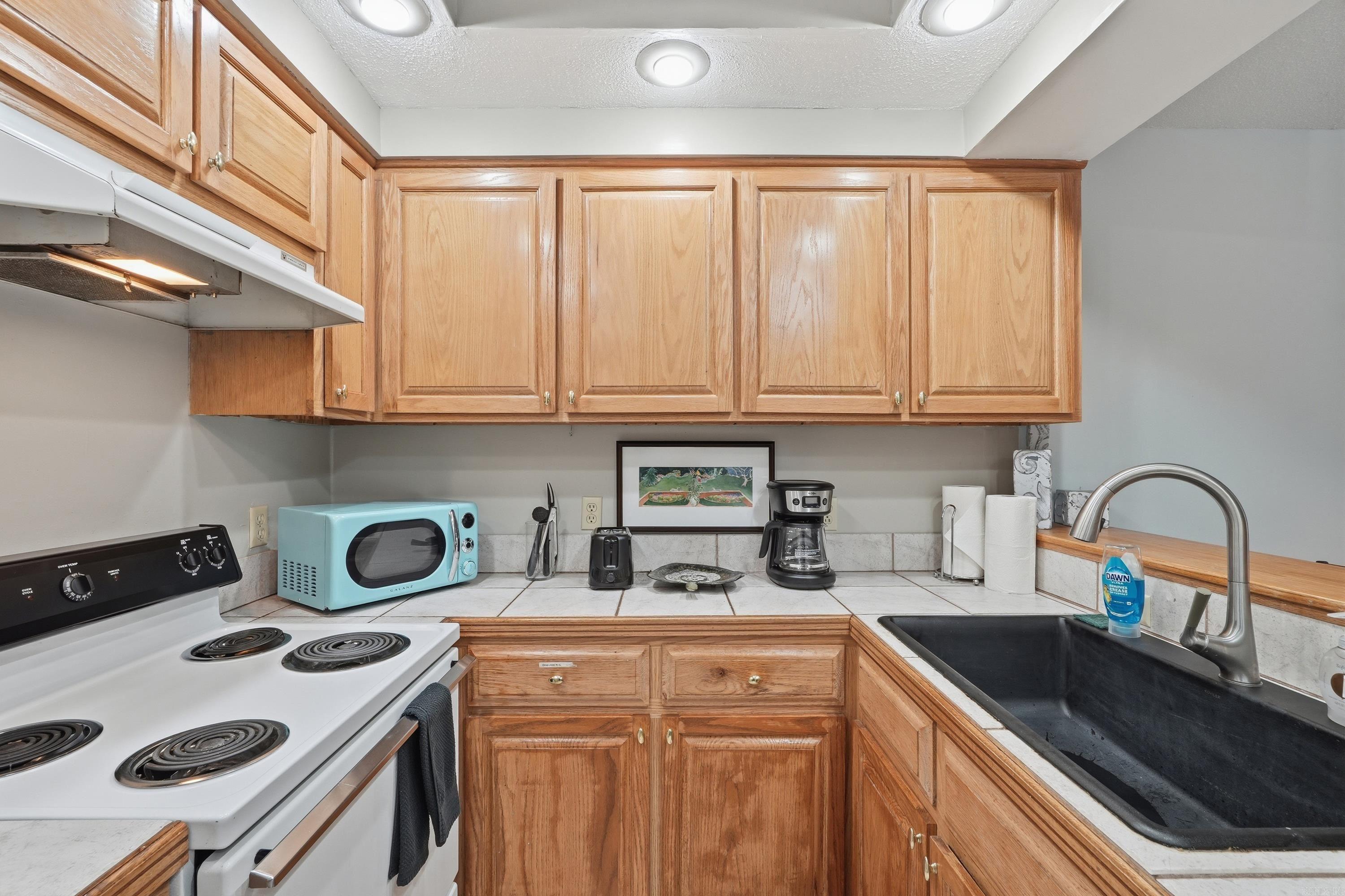 135 Hillview Dr #44 44 Property Photo 10