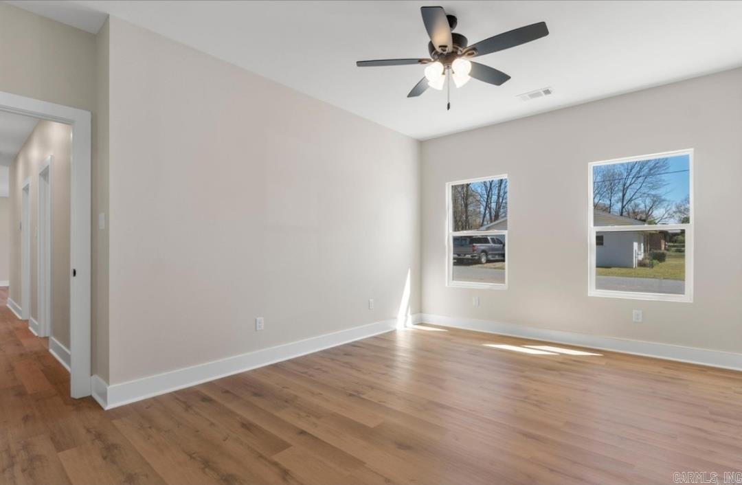 921 Banner Street Property Photo 8