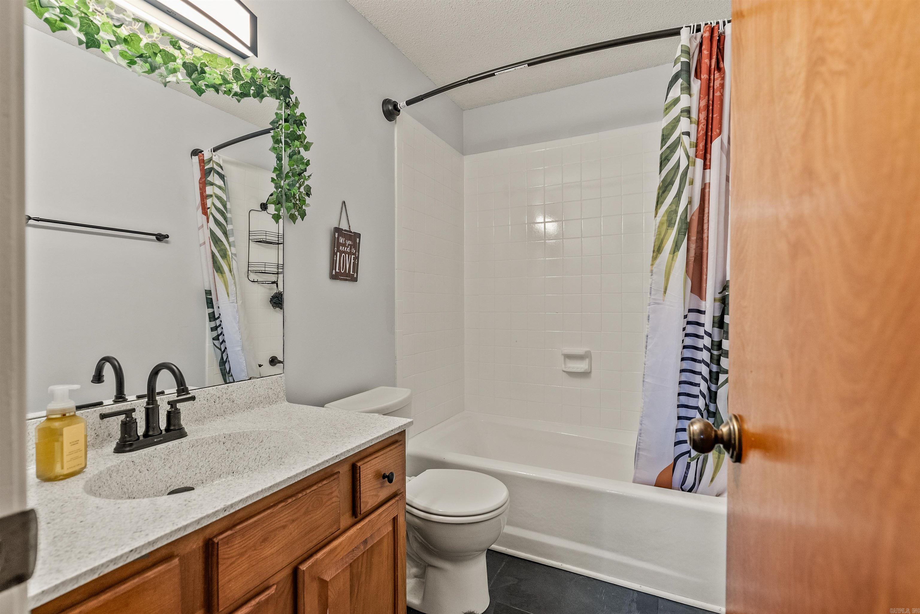 15807 Hunter Lane Property Photo 35
