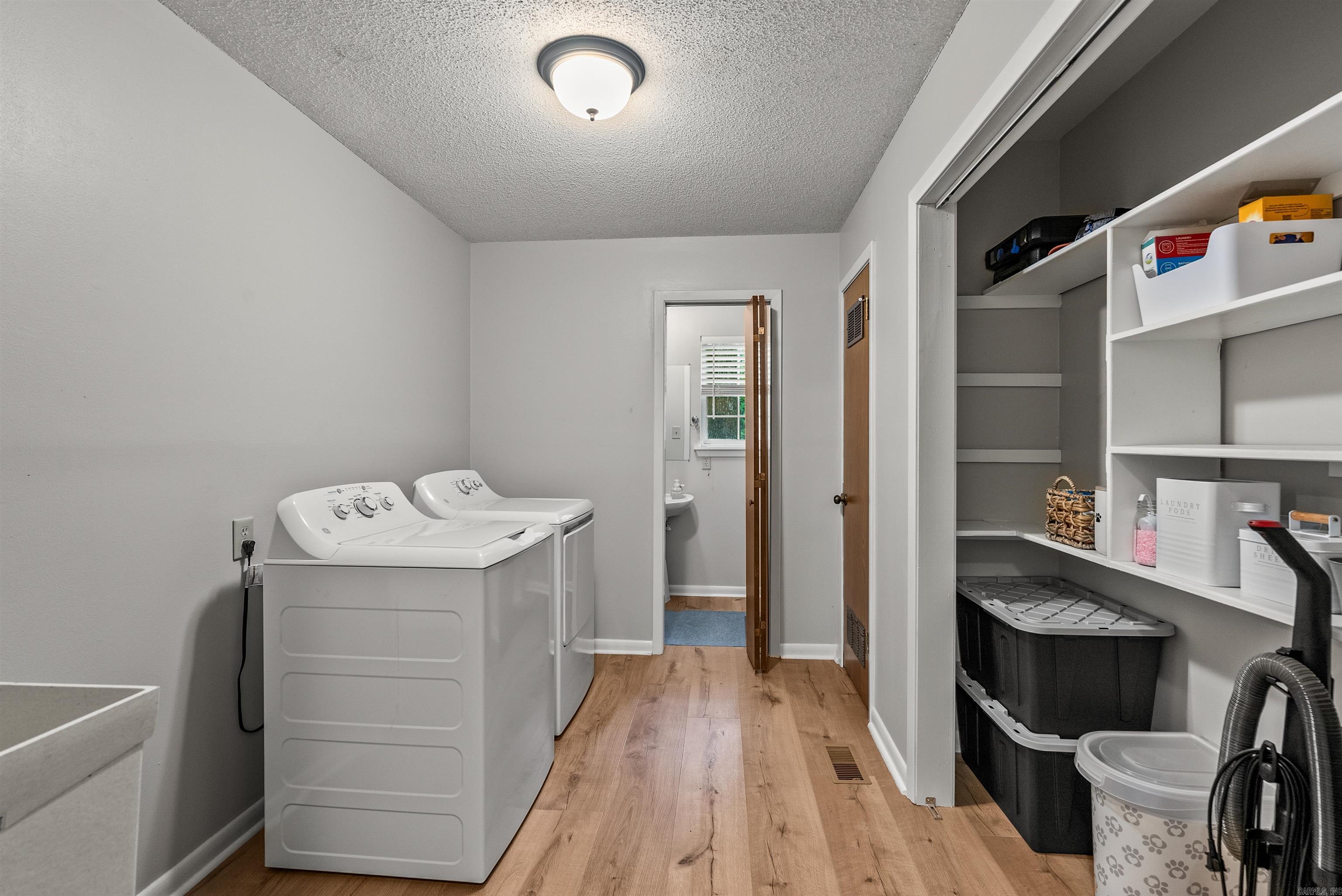 15807 Hunter Lane Property Photo 39