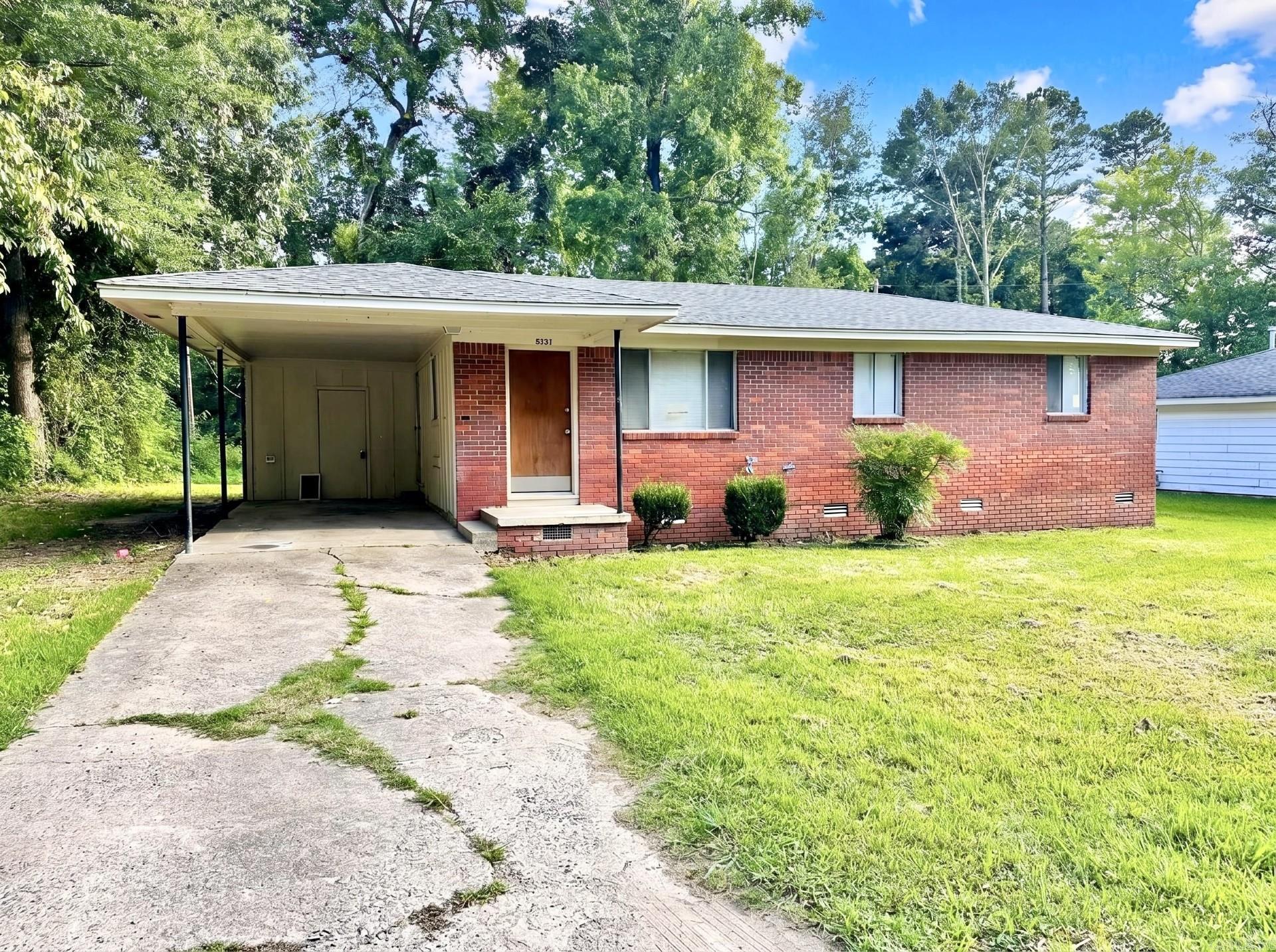 5807 Hutsell Road Property Photo 2