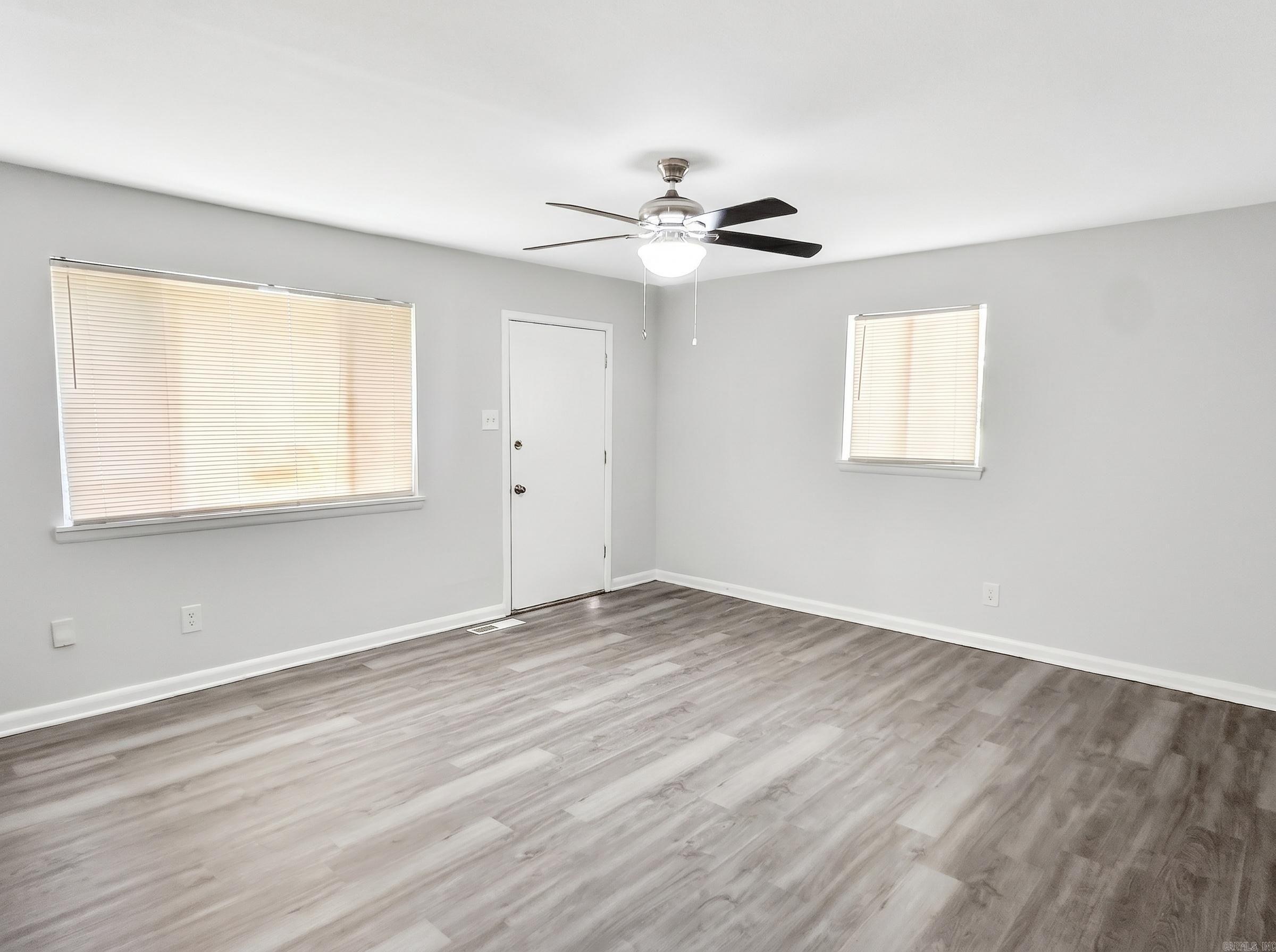 5807 Hutsell Road Property Photo 3