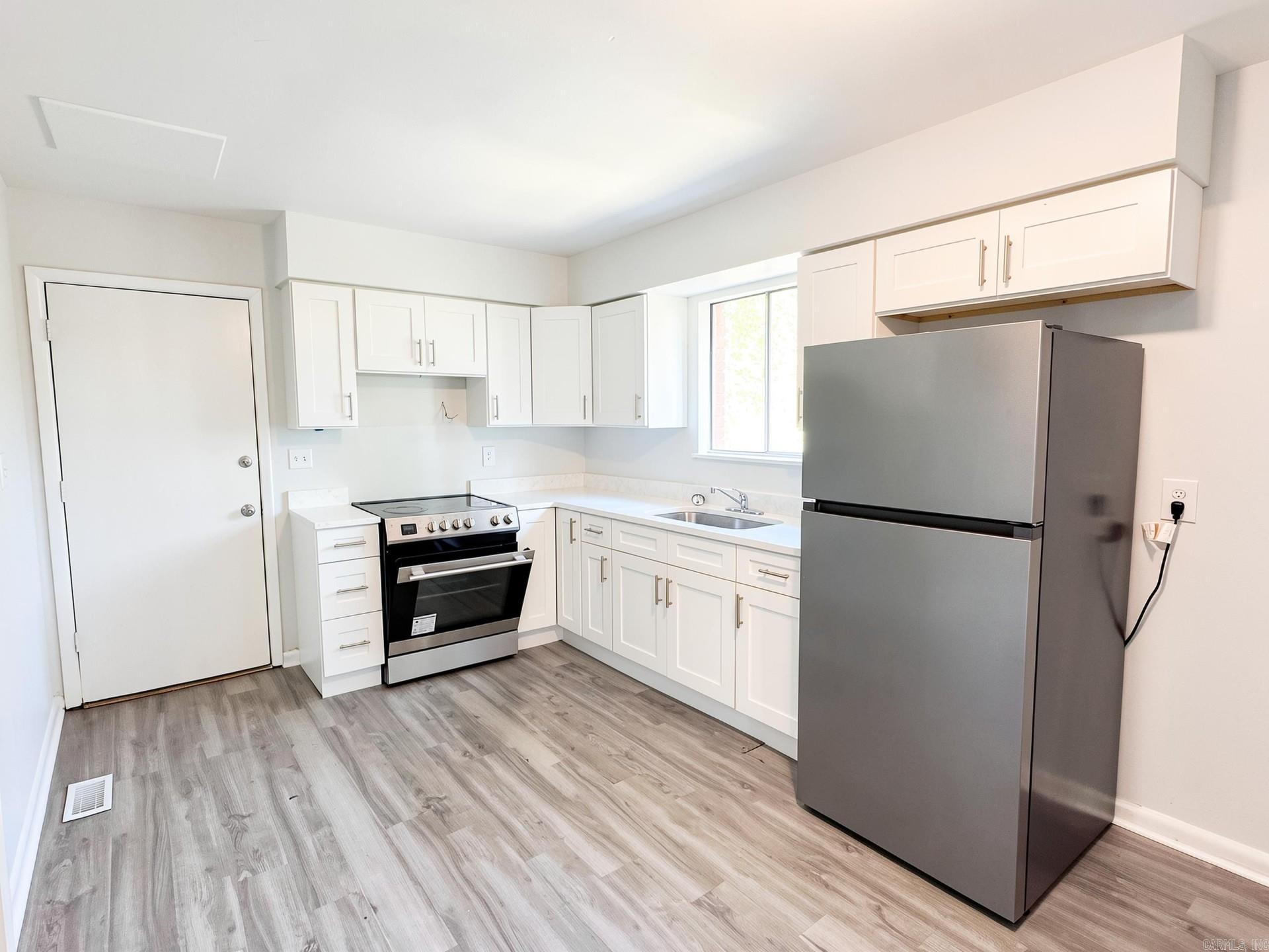 5807 Hutsell Road Property Photo 8