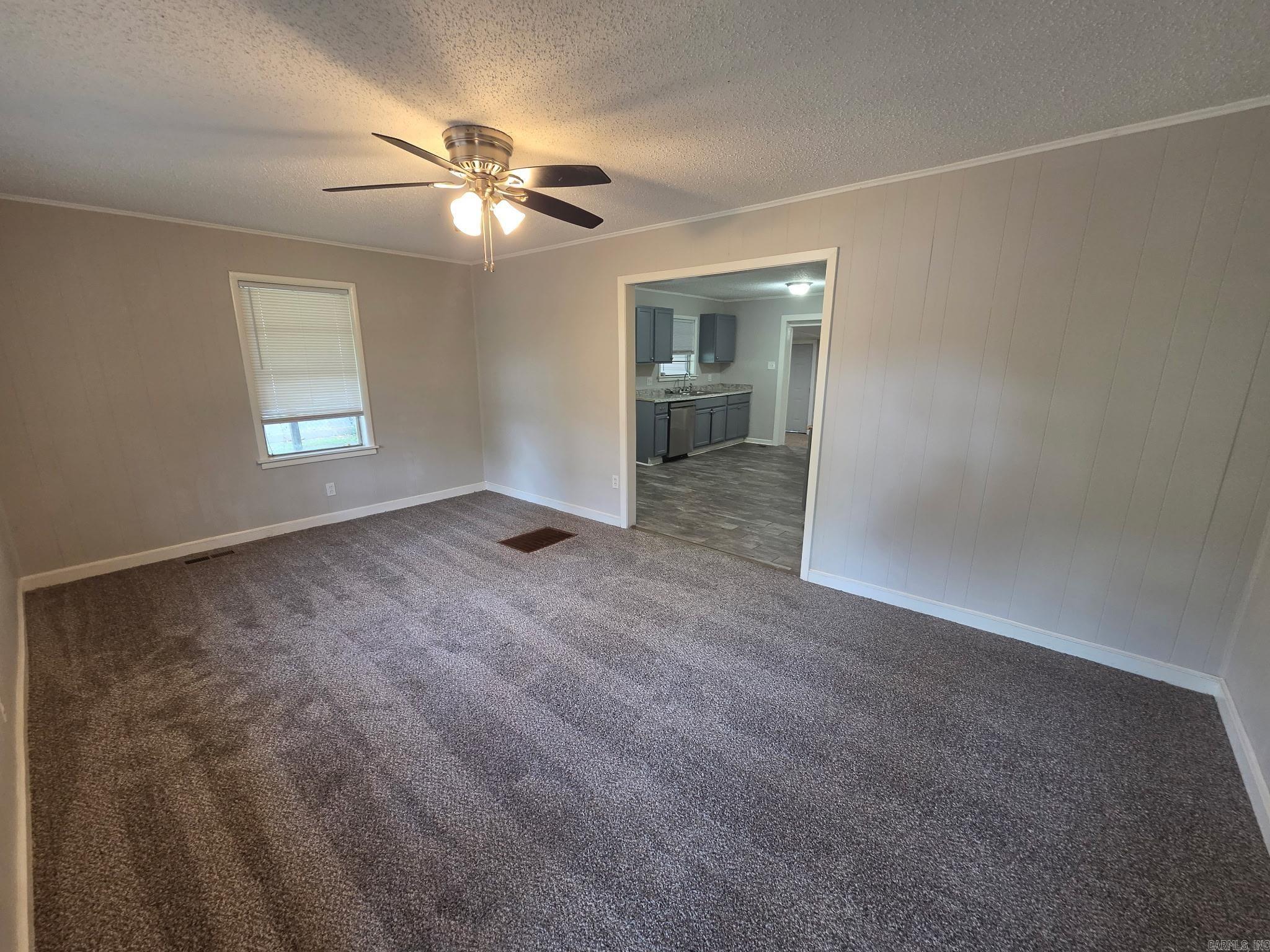 1401 S Bailey Street Property Photo 17