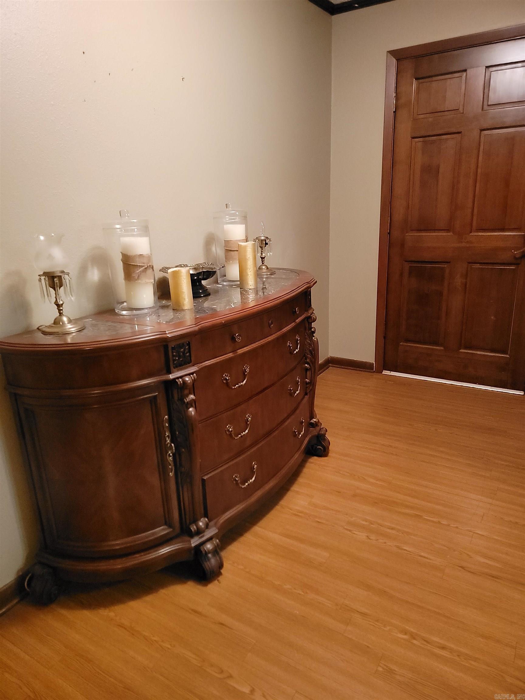 1 Adcock Circle Property Photo 5