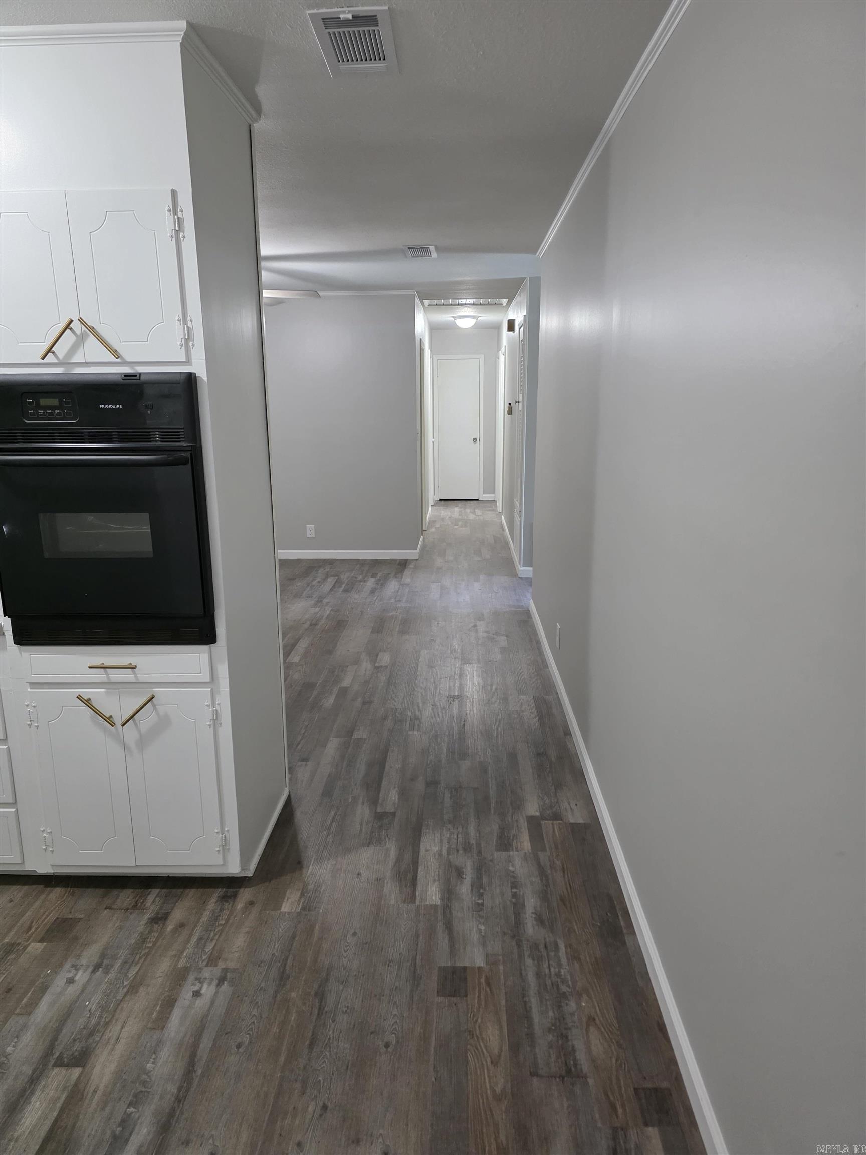 2204 Sheraton Park Drive Property Photo 10