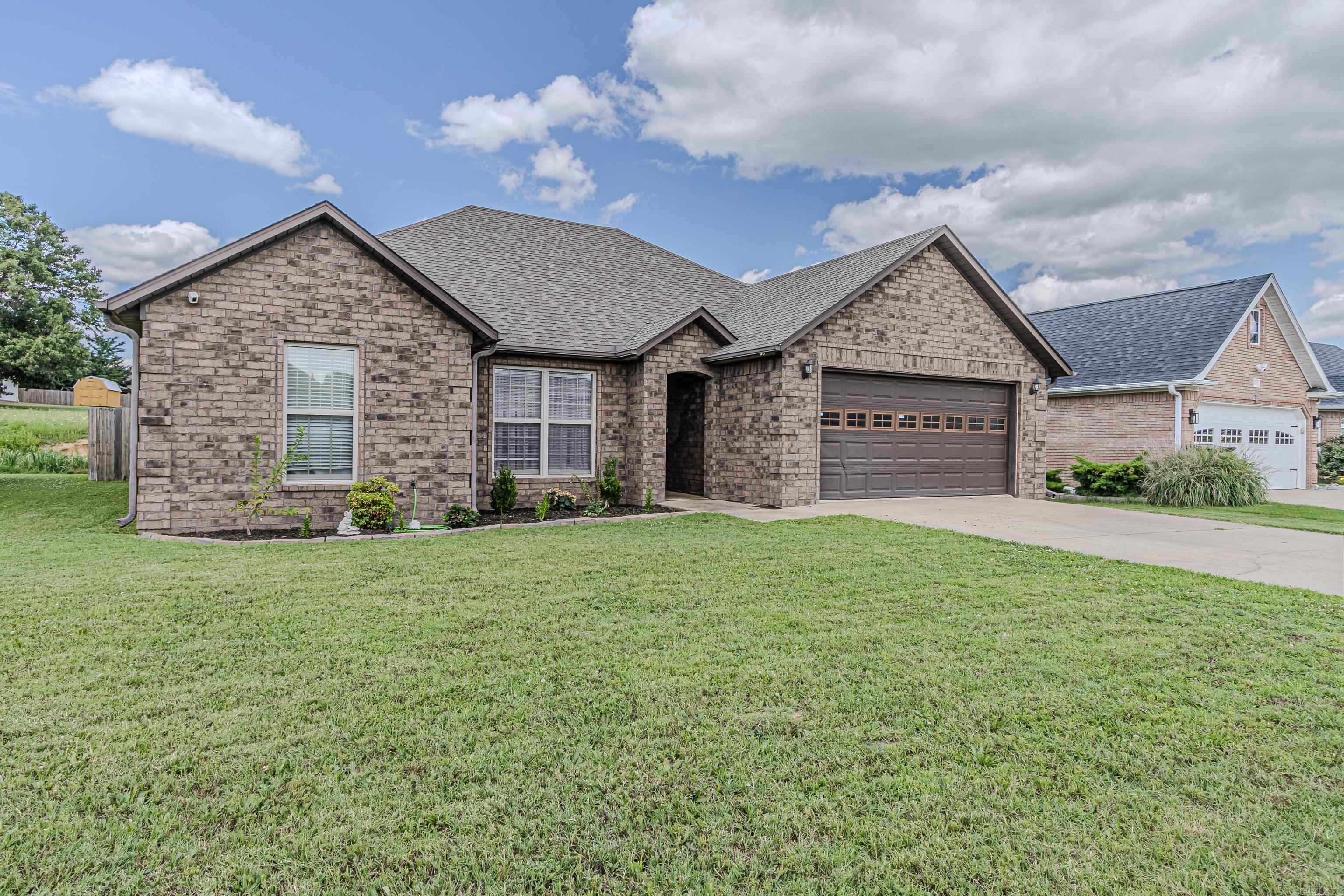 1005 Ryan Lane Property Photo 9