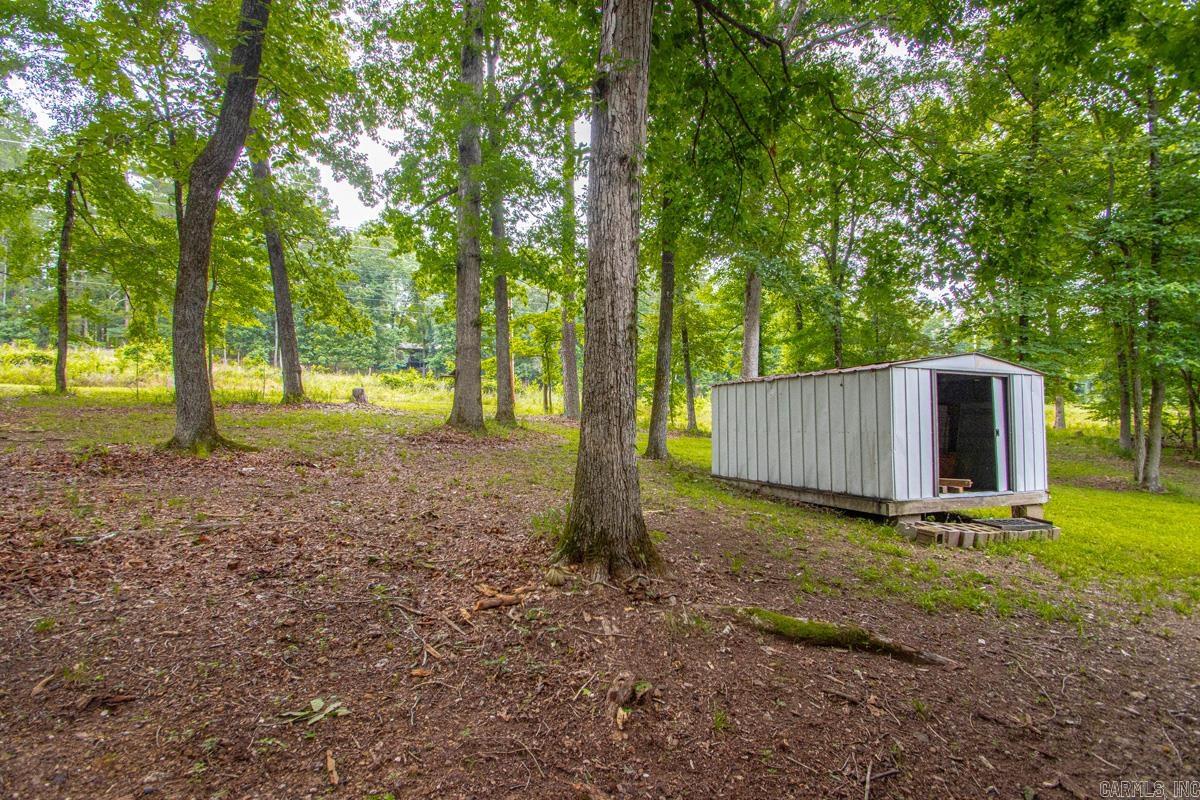 715 Plum Hollow Property Photo 12