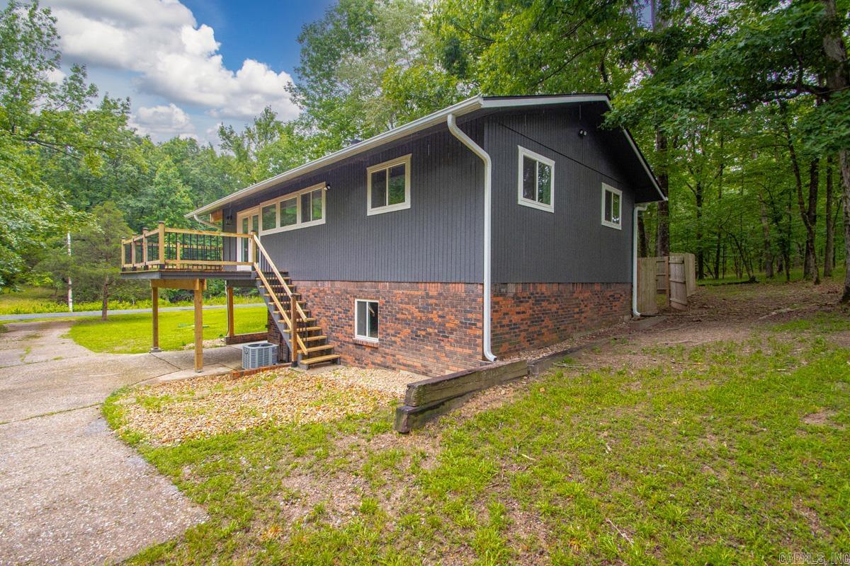 715 Plum Hollow Property Photo 14