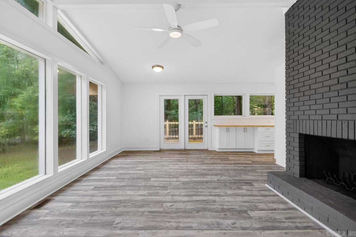 715 Plum Hollow Property Photo 19