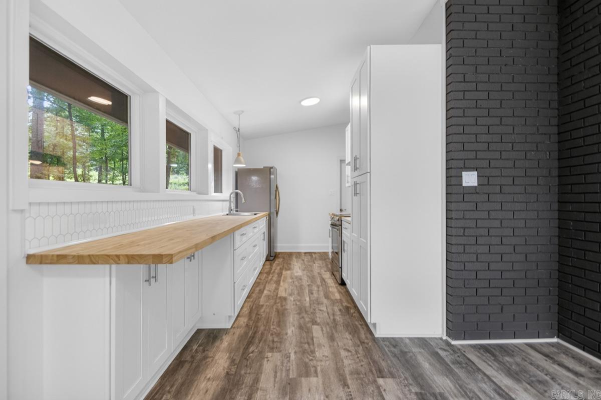 715 Plum Hollow Property Photo 21