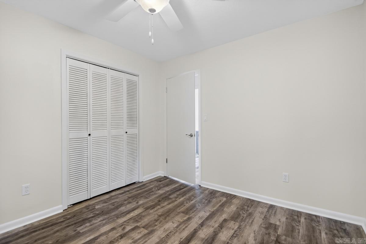 715 Plum Hollow Property Photo 28