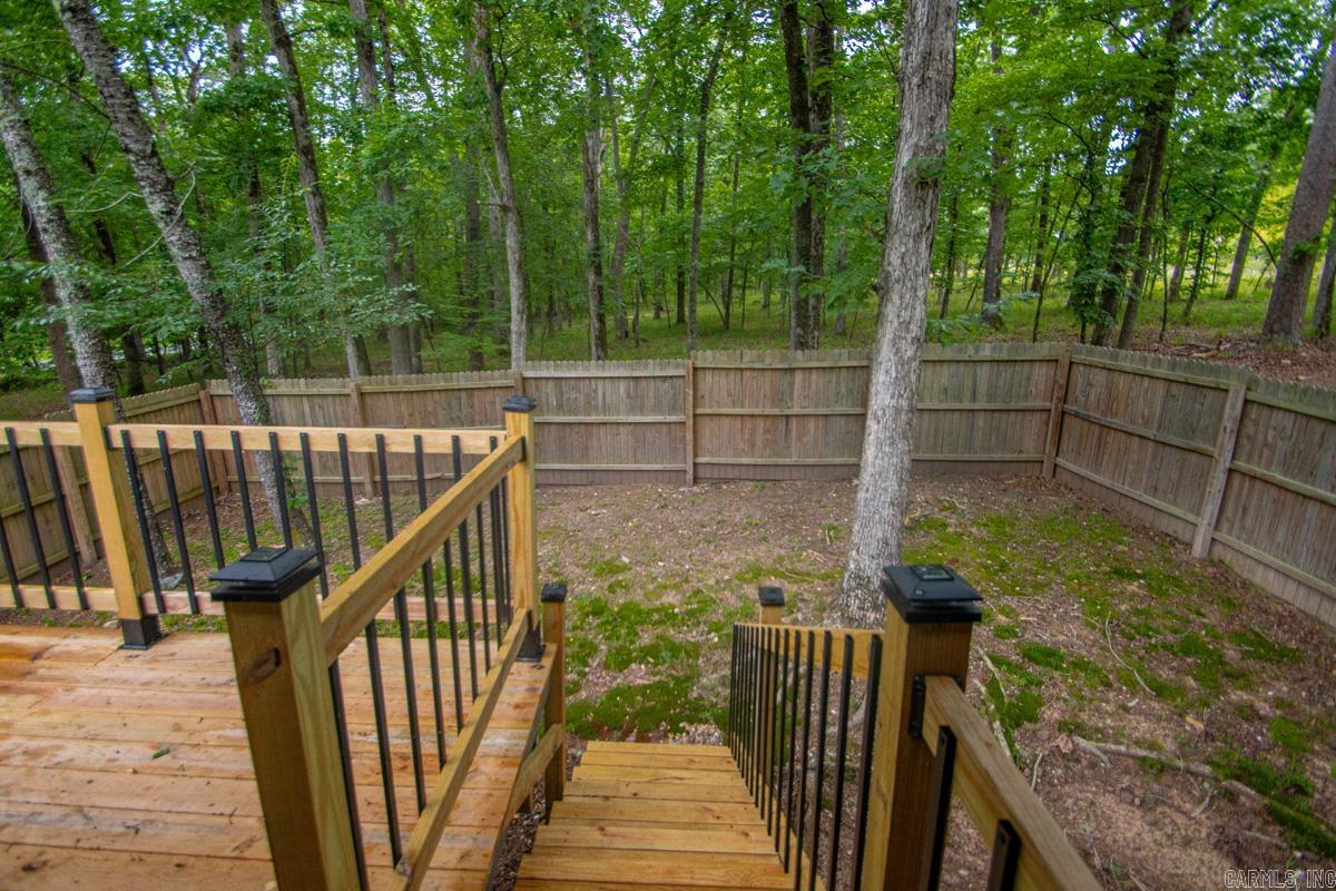 715 Plum Hollow Property Photo 36