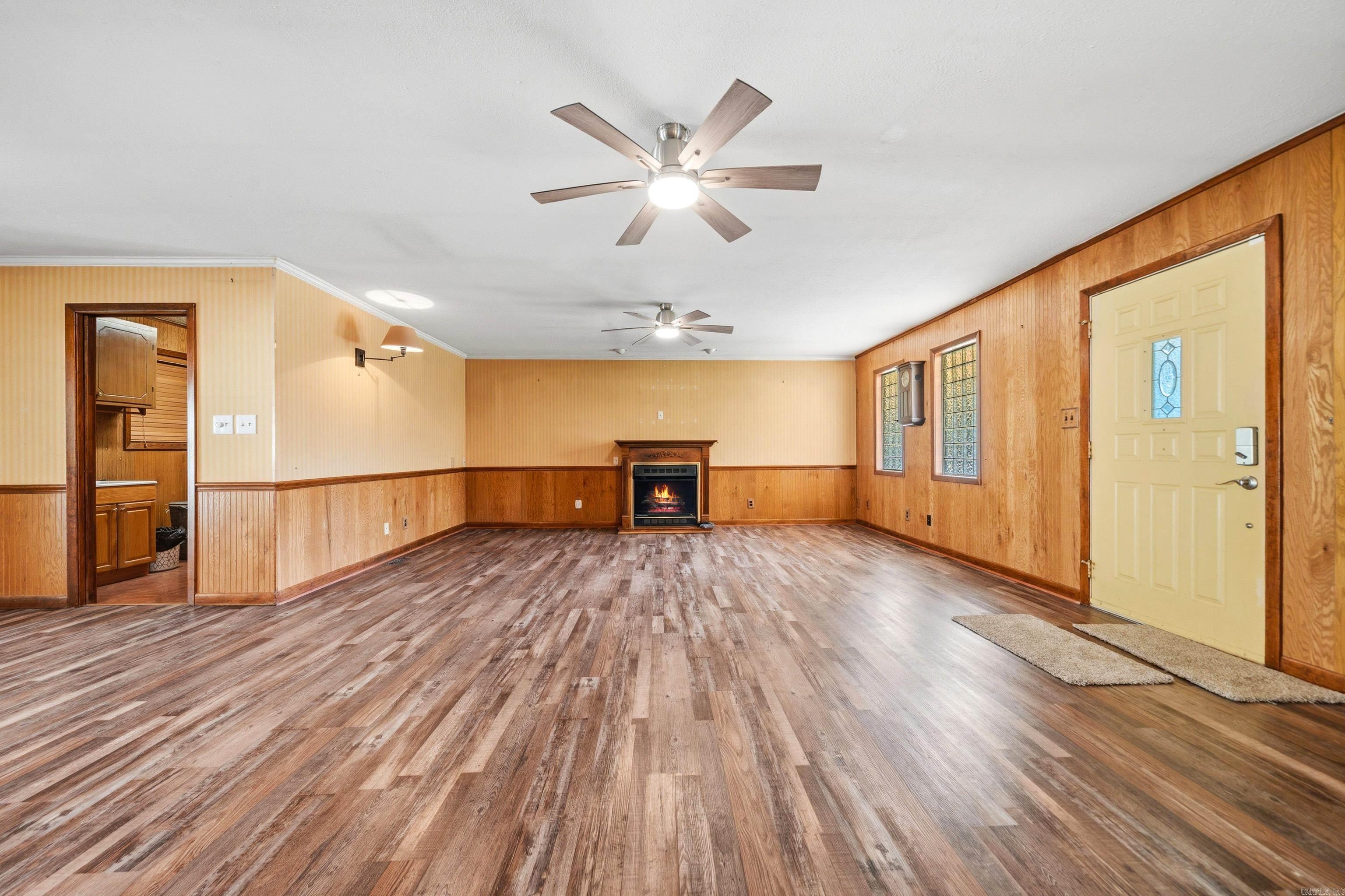 300 Anderson Street Property Photo 5