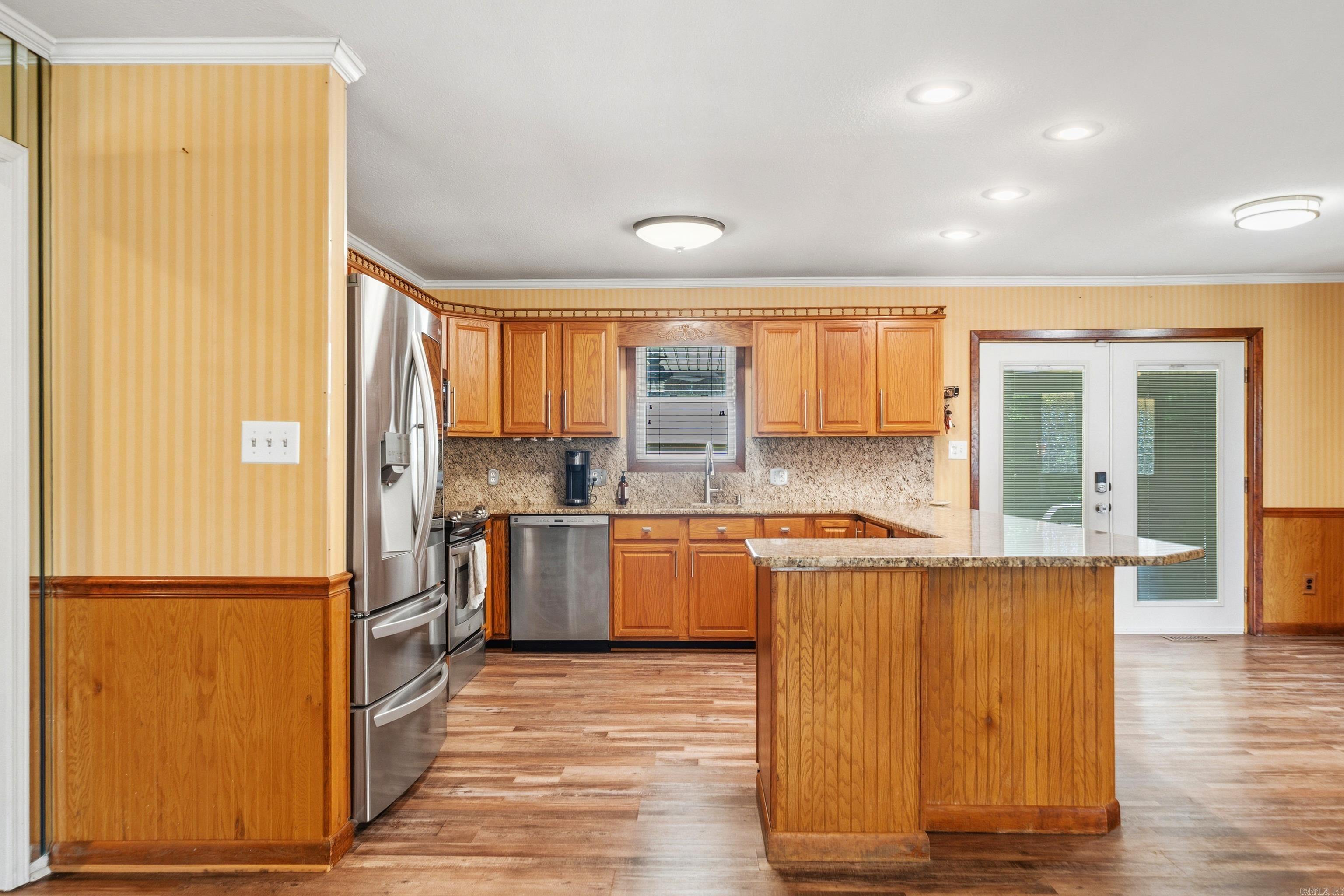 300 Anderson Street Property Photo 12