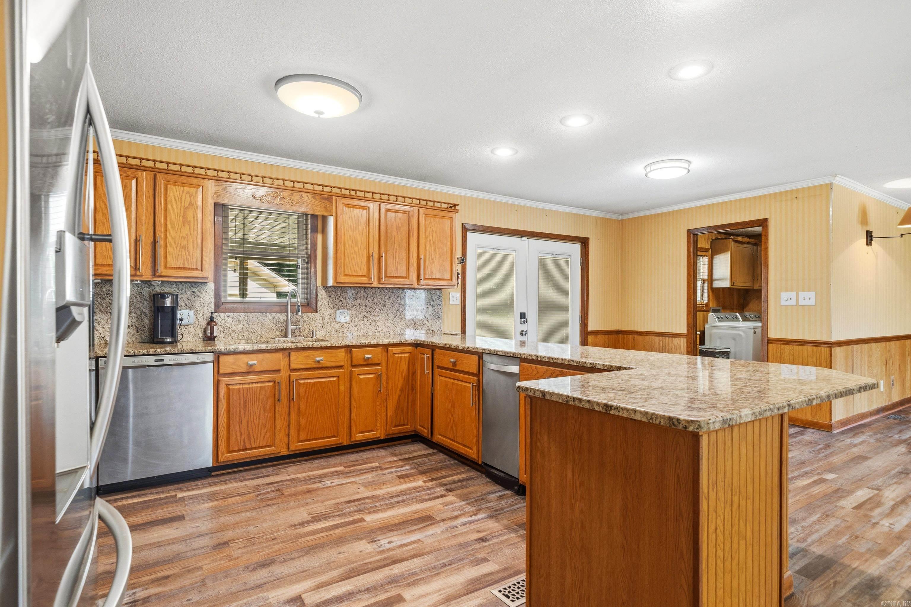 300 Anderson Street Property Photo 14