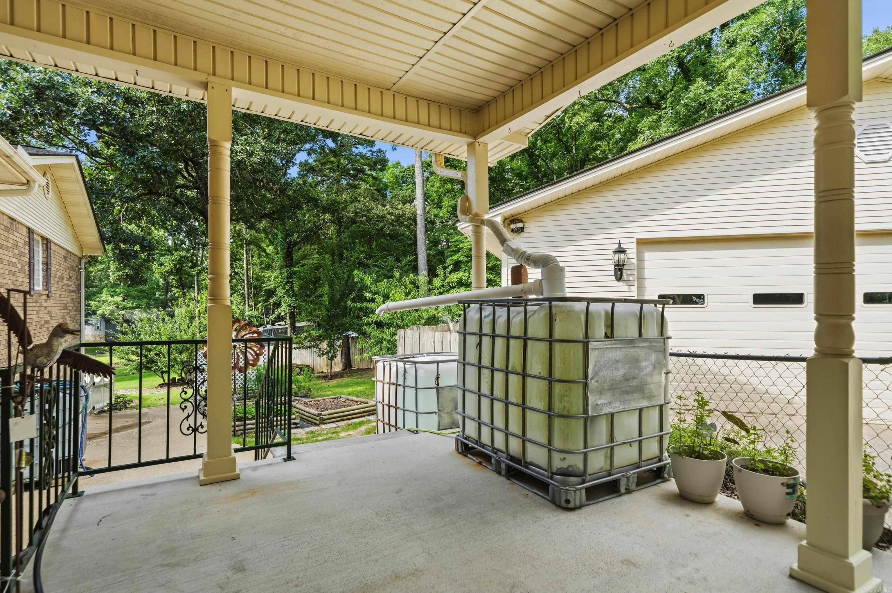 300 Anderson Street Property Photo 39