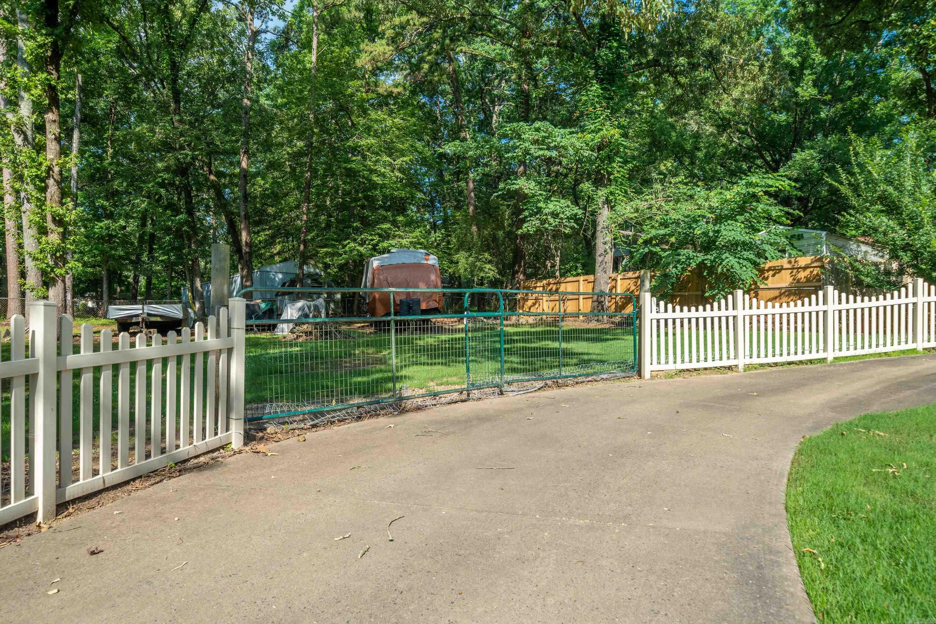 300 Anderson Street Property Photo 41
