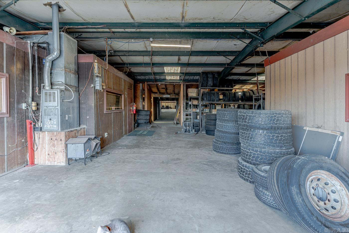 3206 Industrial Dr Property Photo 30