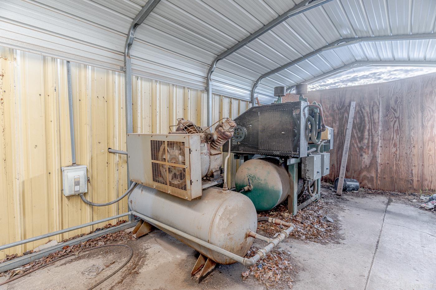 3206 Industrial Dr Property Photo 31