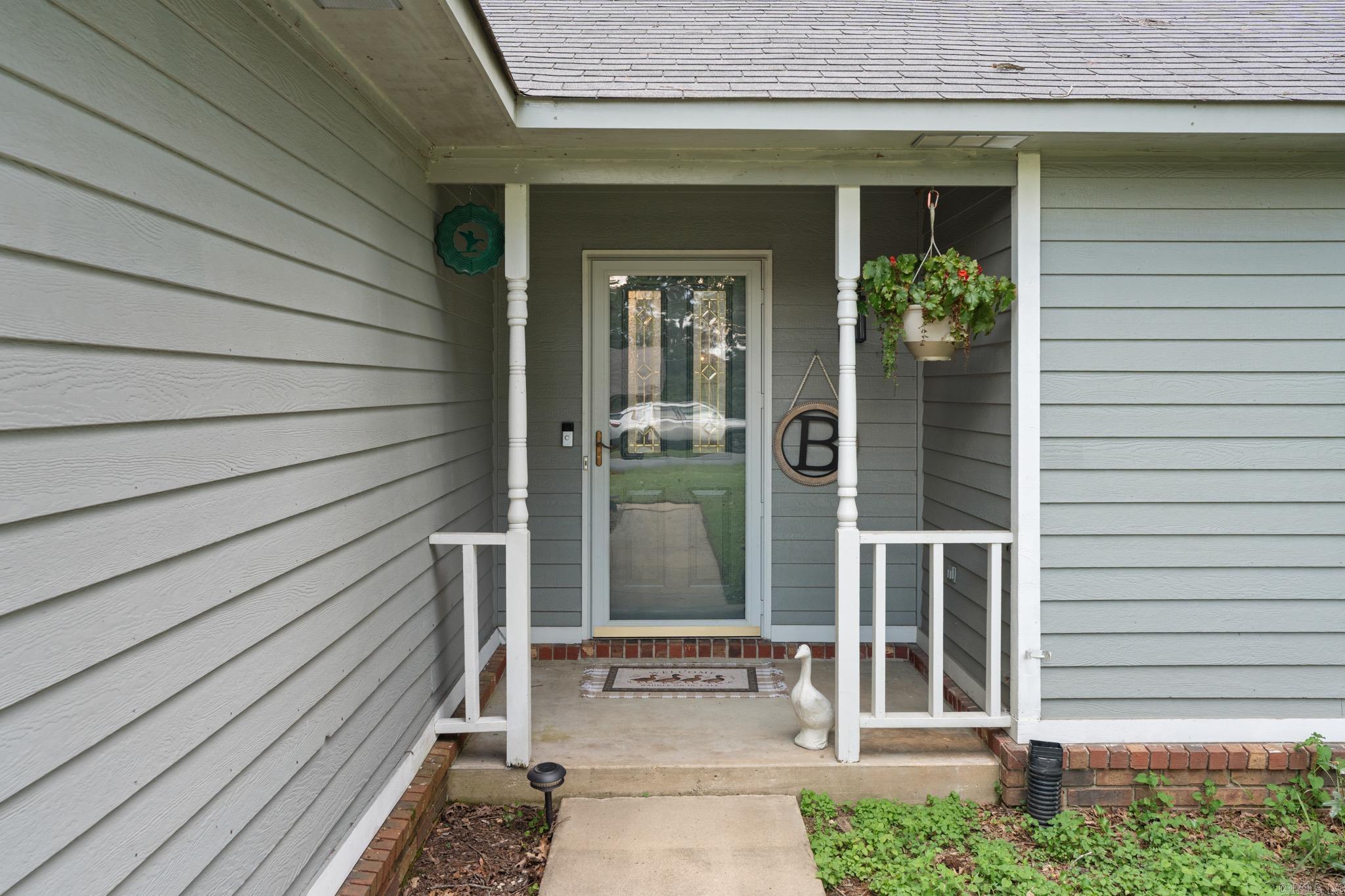 35 Ridgeway Drive Property Photo 4