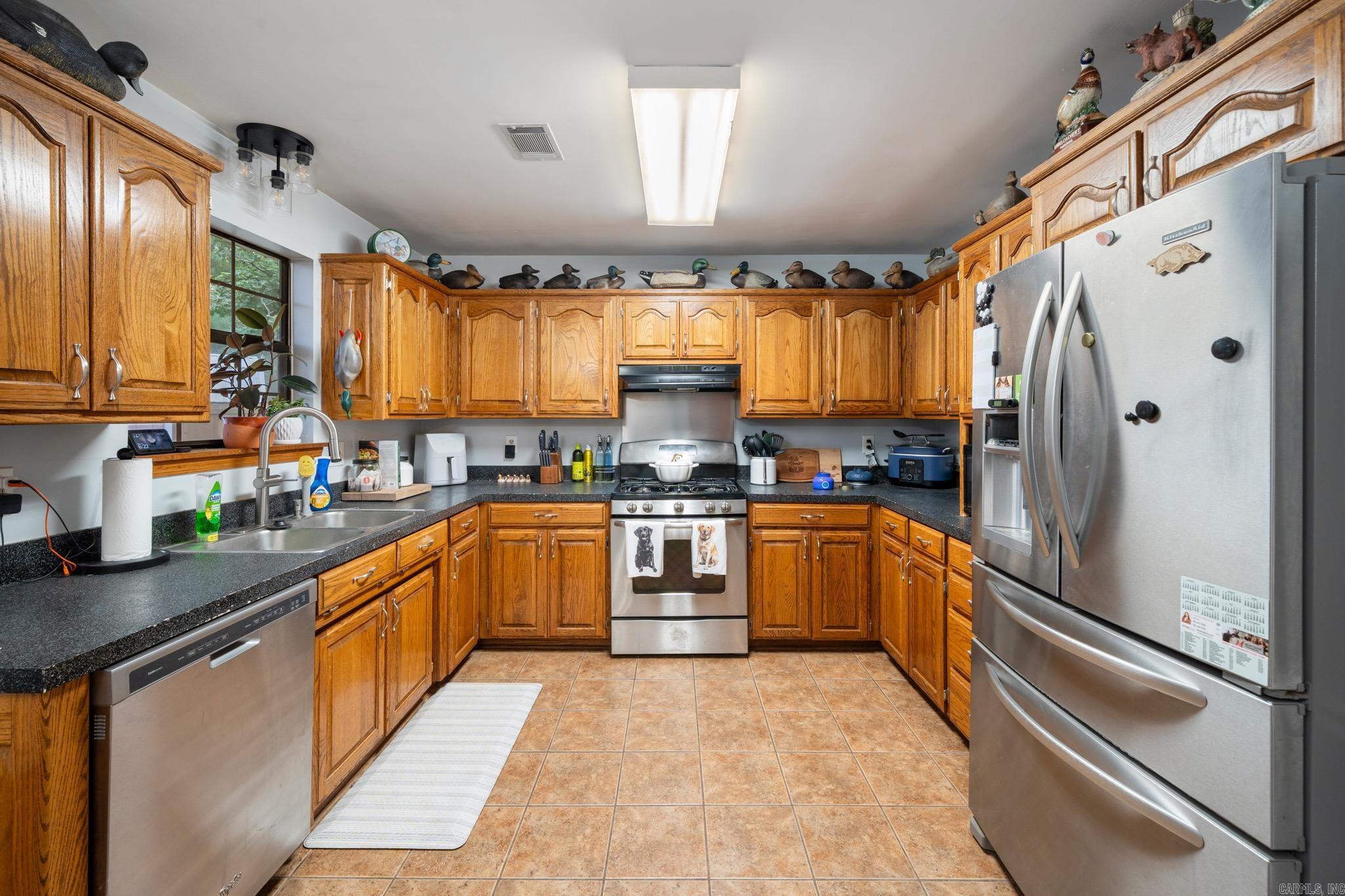 35 Ridgeway Drive Property Photo 10