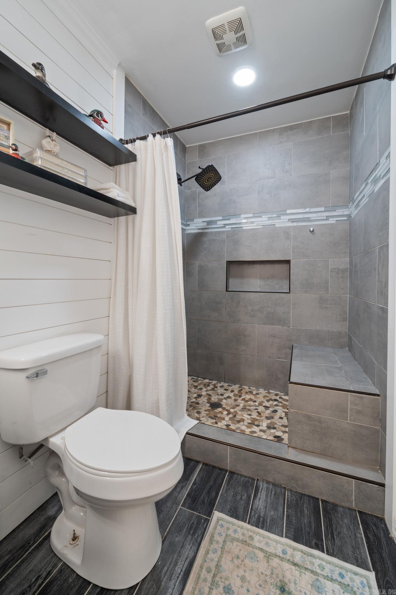 35 Ridgeway Drive Property Photo 17