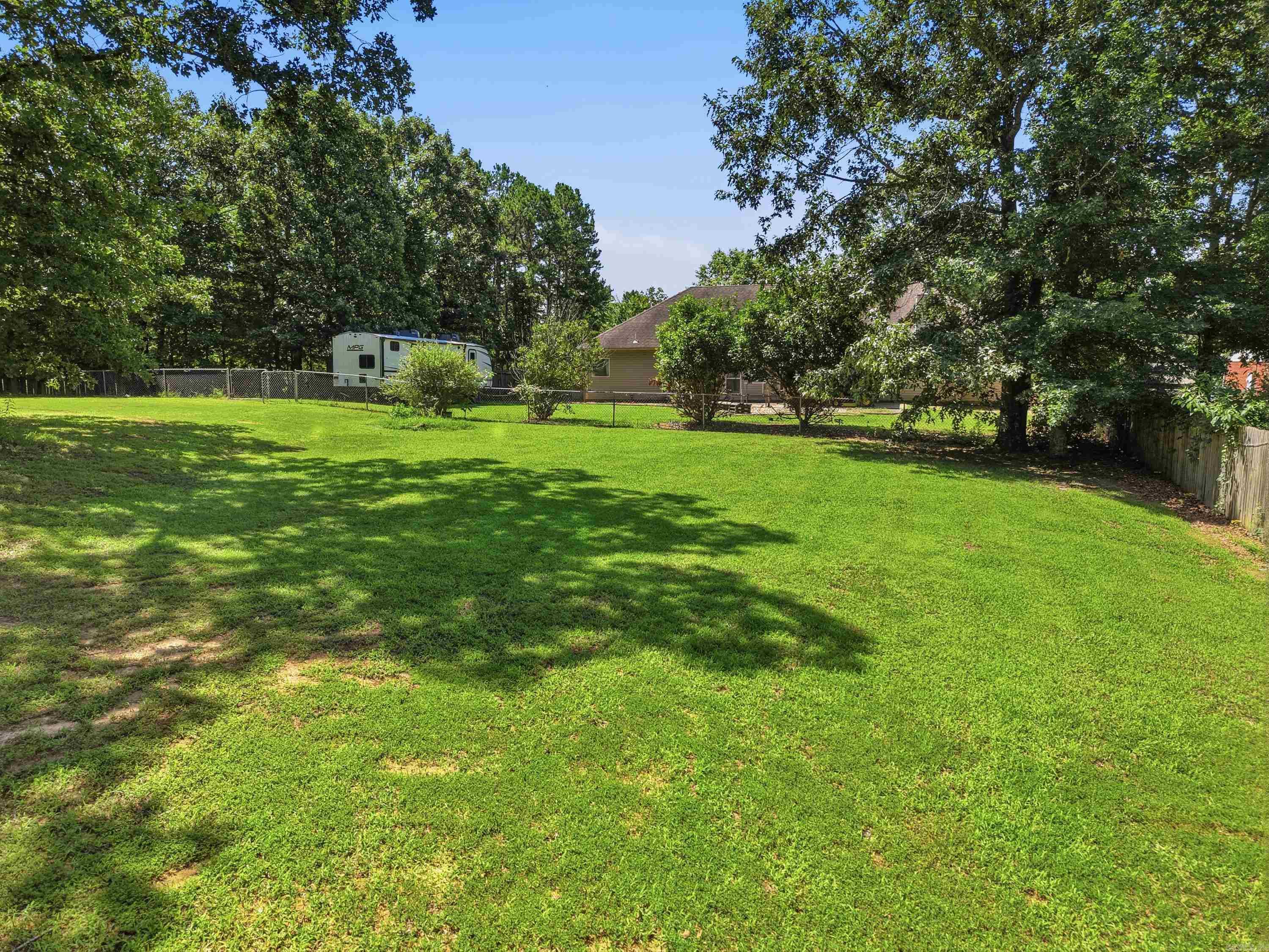 8 Oak Cliff Cove Property Photo 7