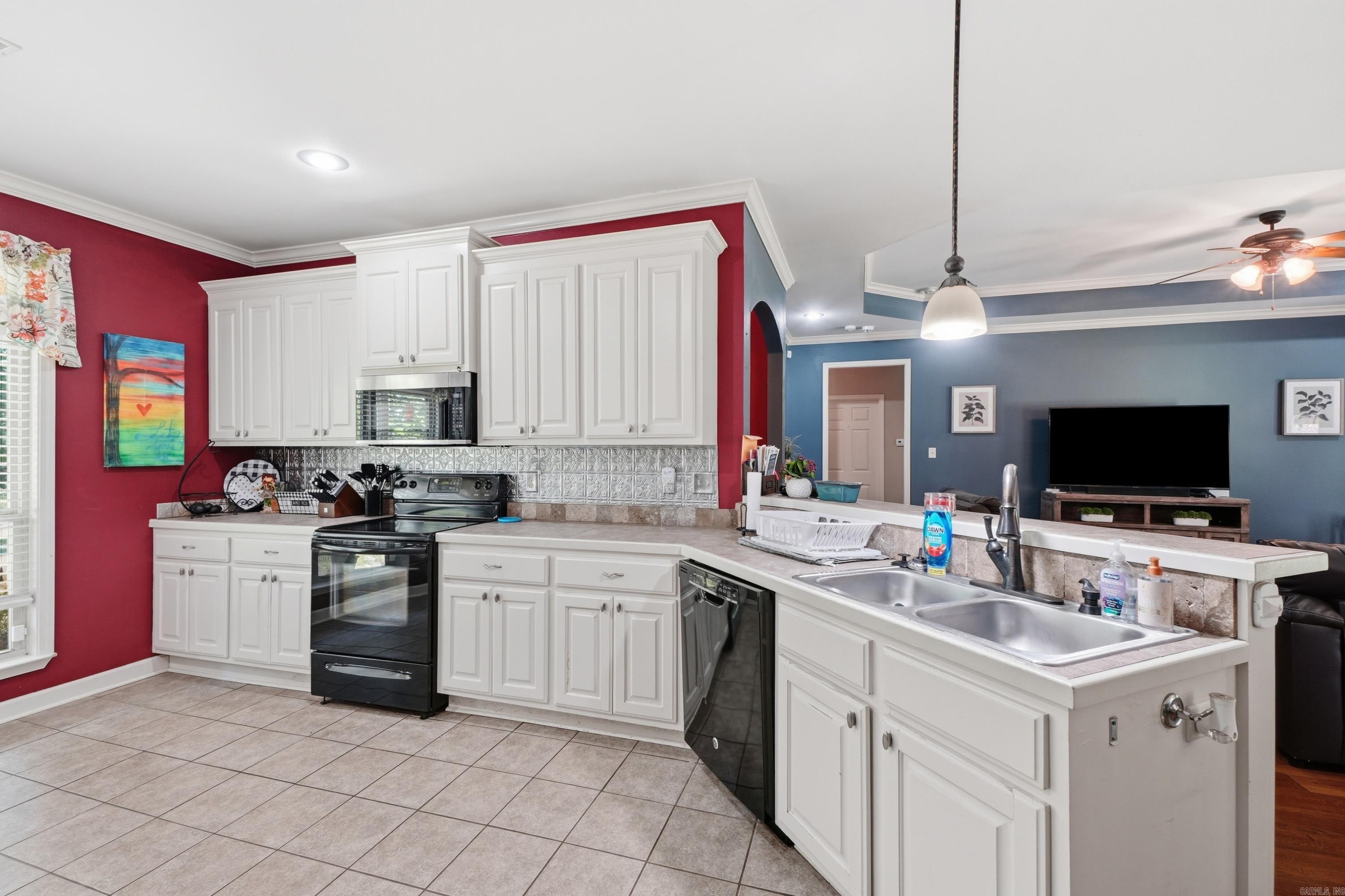 8 Oak Cliff Cove Property Photo 15