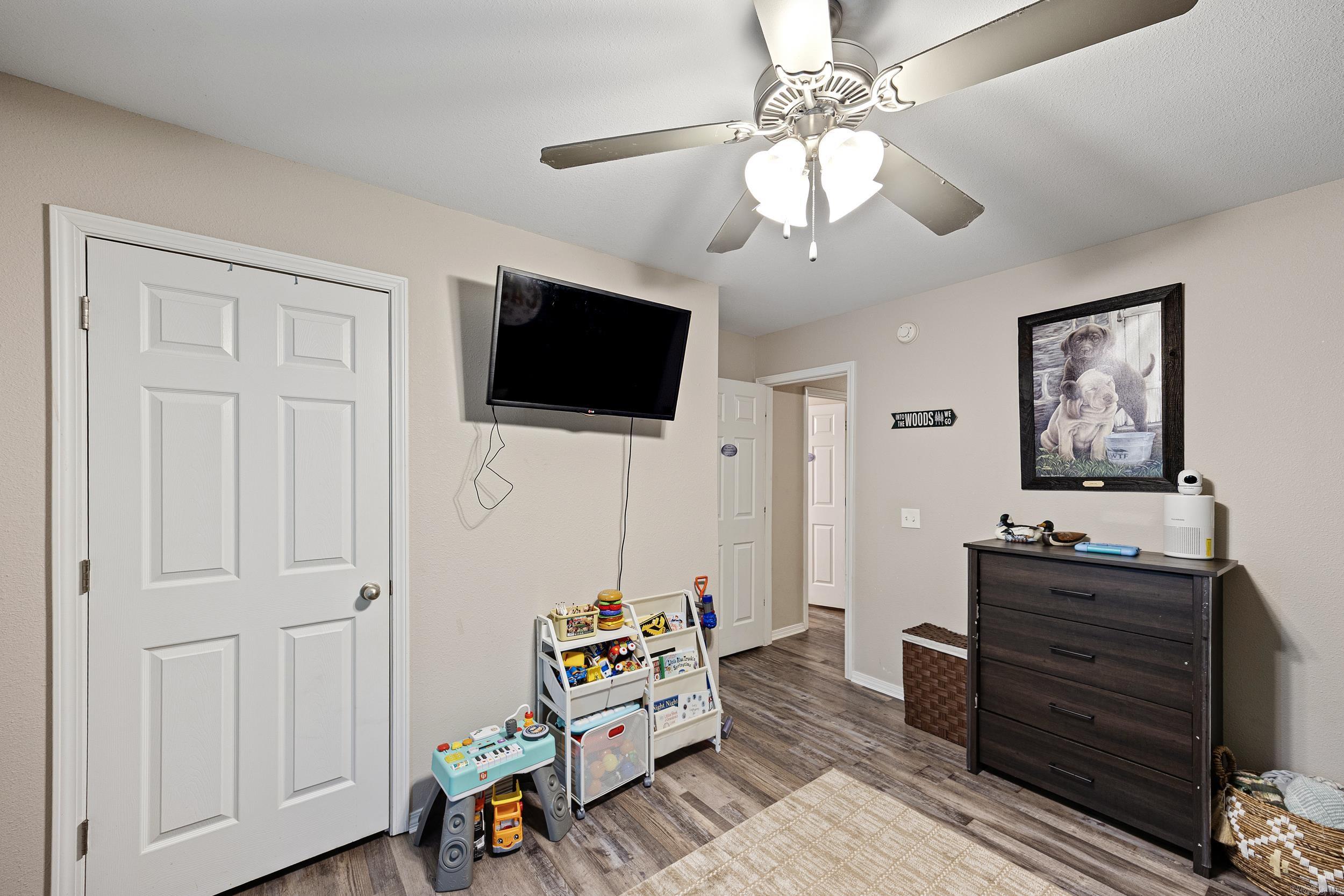 306 Willow Oak Property Photo 17