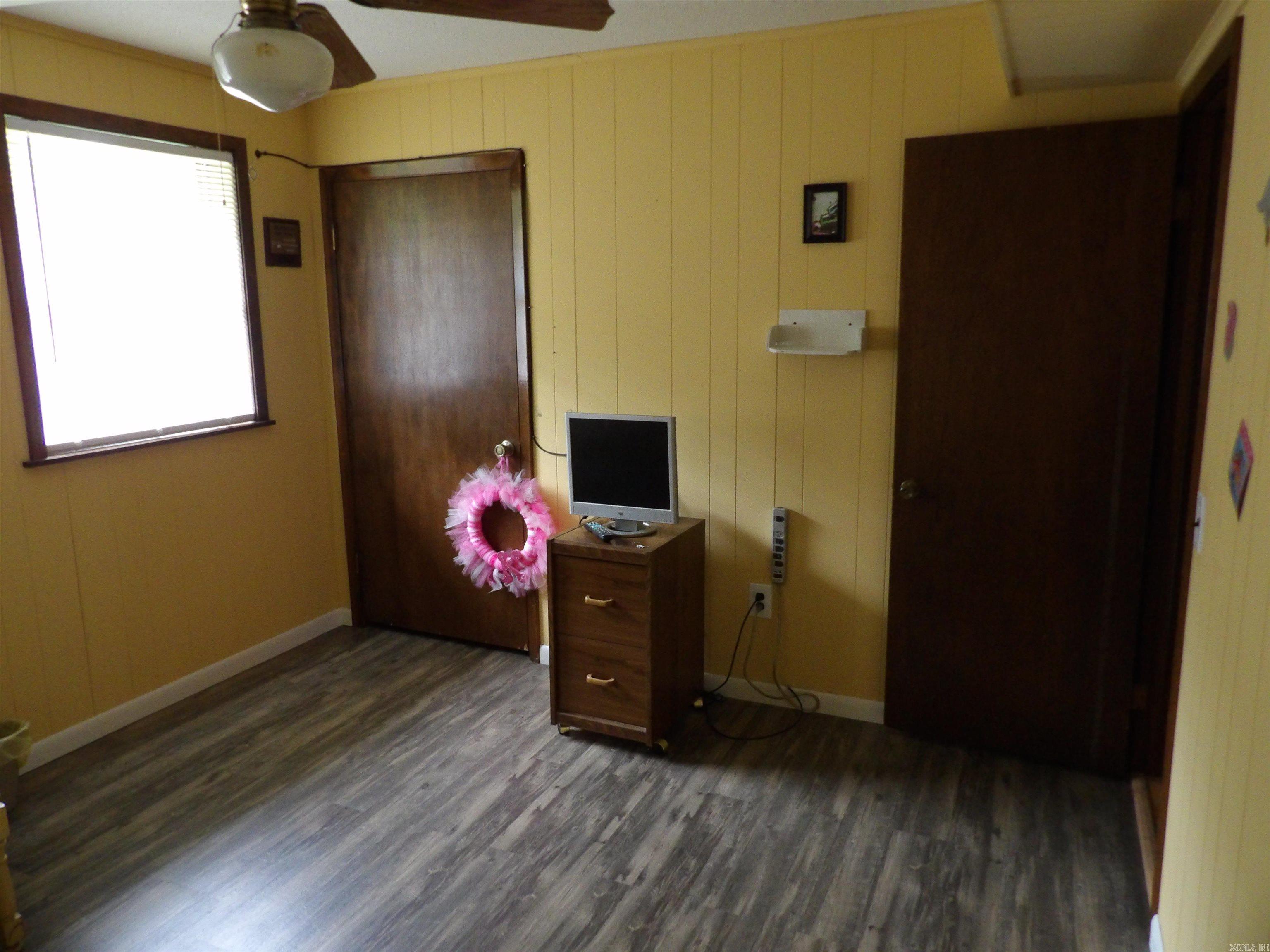 3251 N 425 Highway Property Photo 16