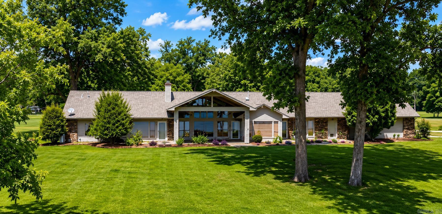 10946 Plantation Lake Road Property Photo 1