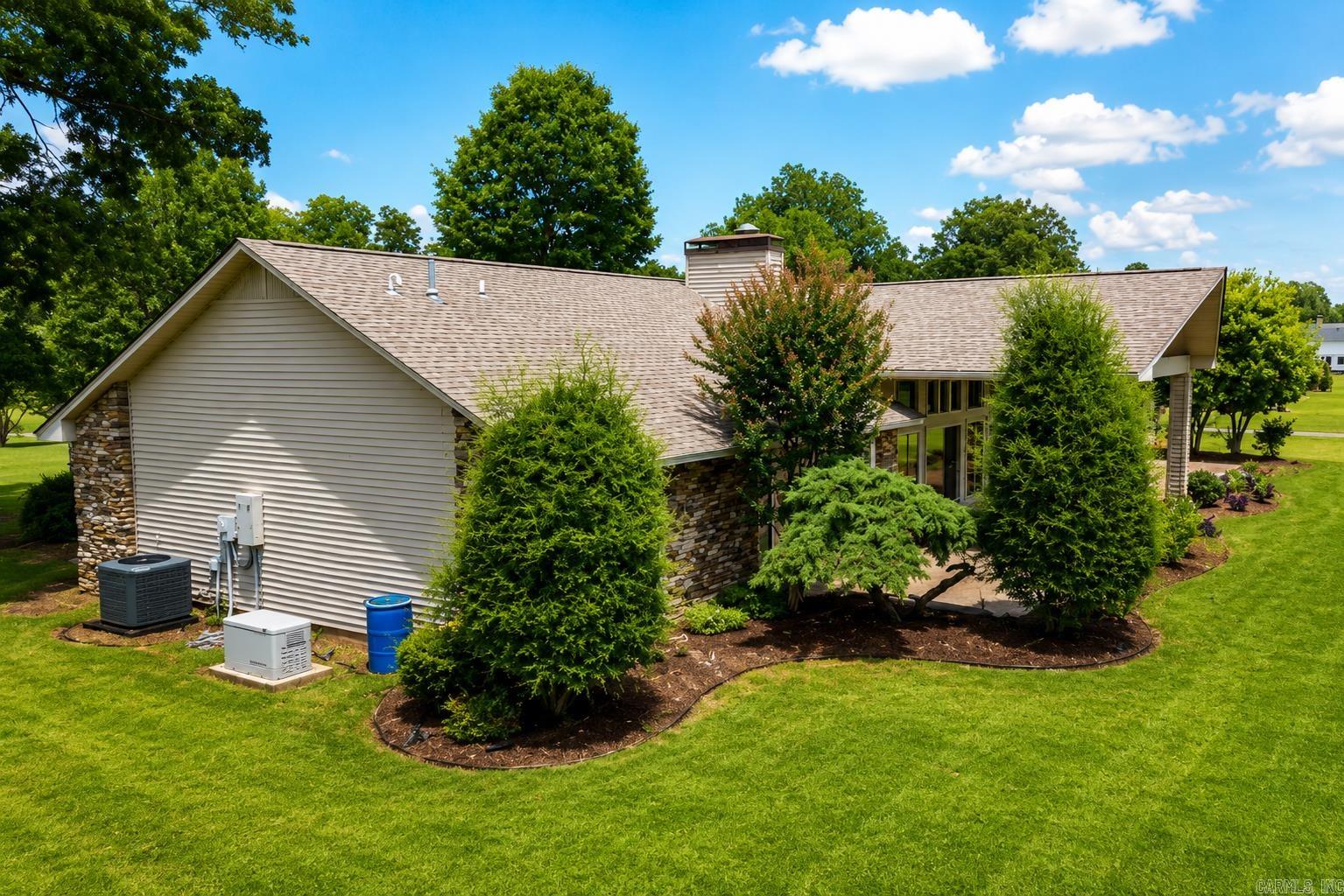 10946 Plantation Lake Road Property Photo 9