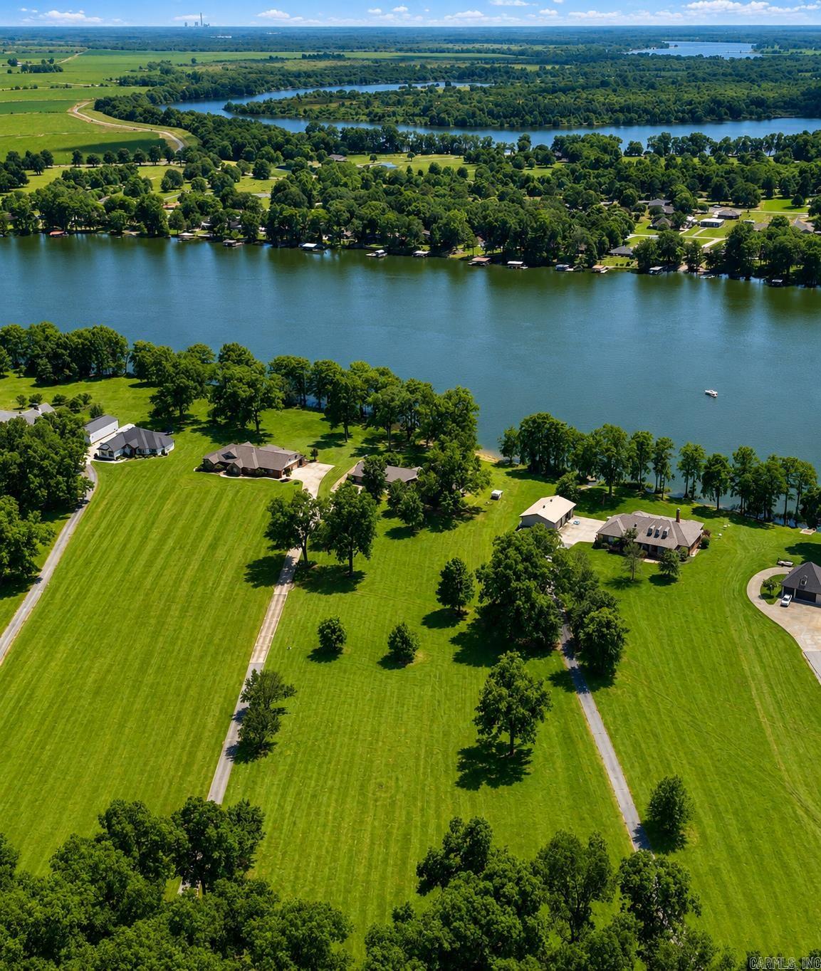 10946 Plantation Lake Road Property Photo 11