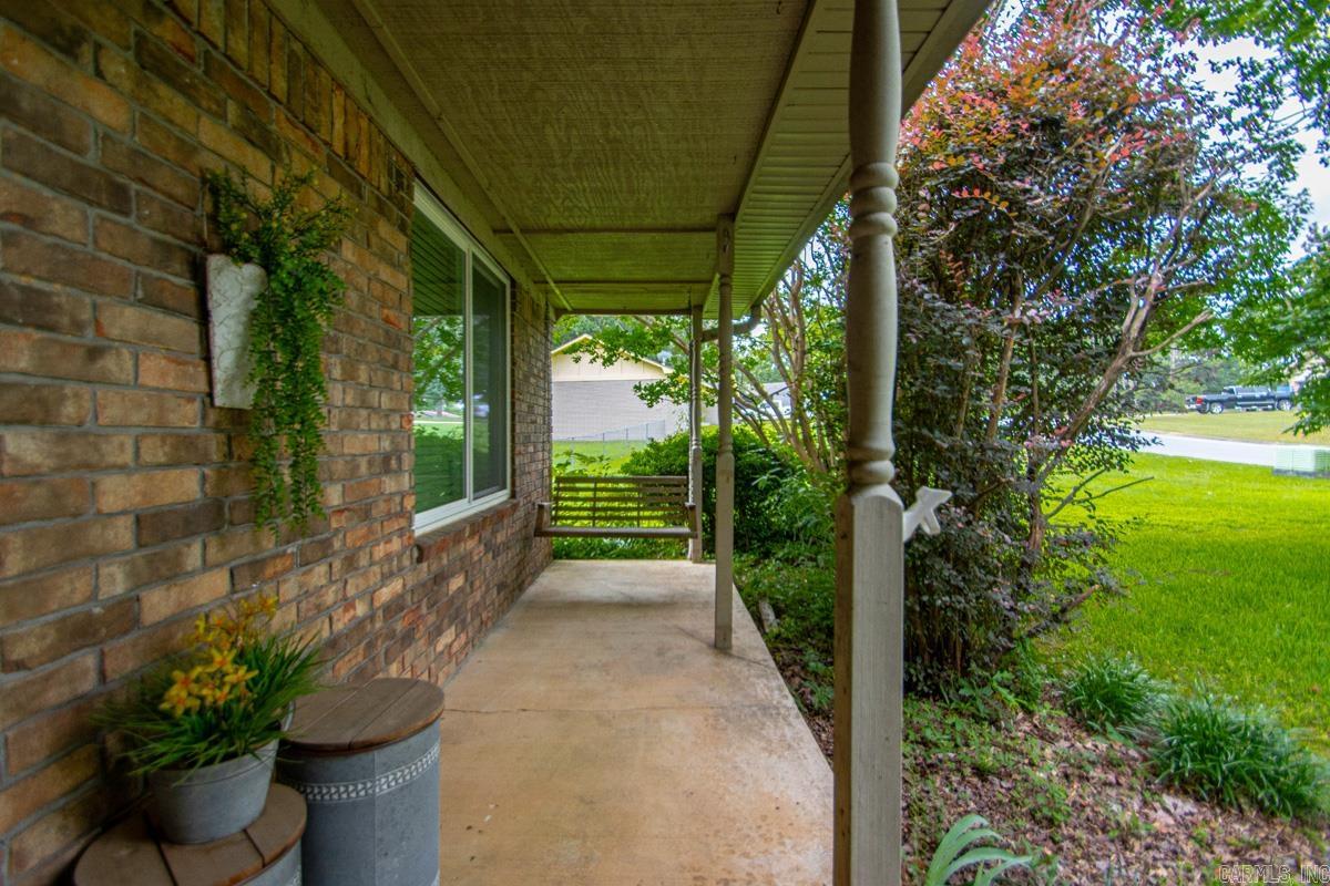1220 Pine Forest Drive Property Photo 4
