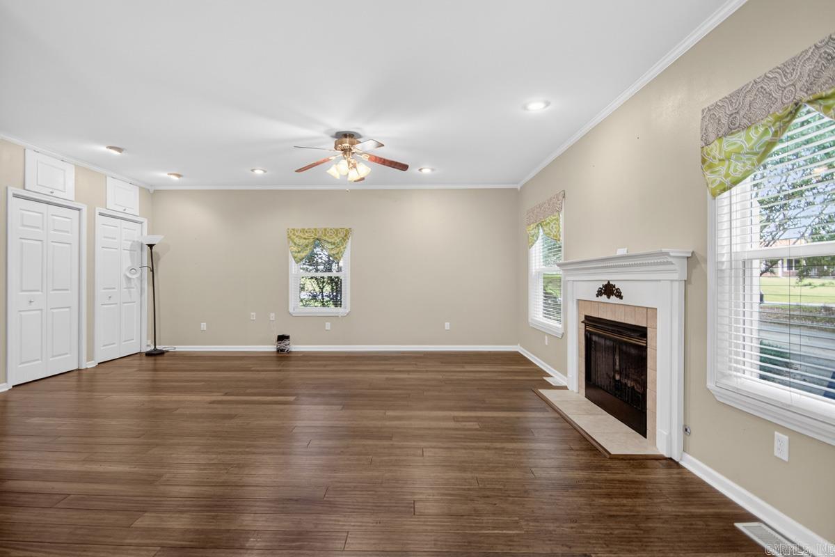 1220 Pine Forest Drive Property Photo 9