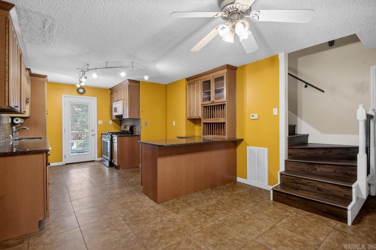 1220 Pine Forest Drive Property Photo 10