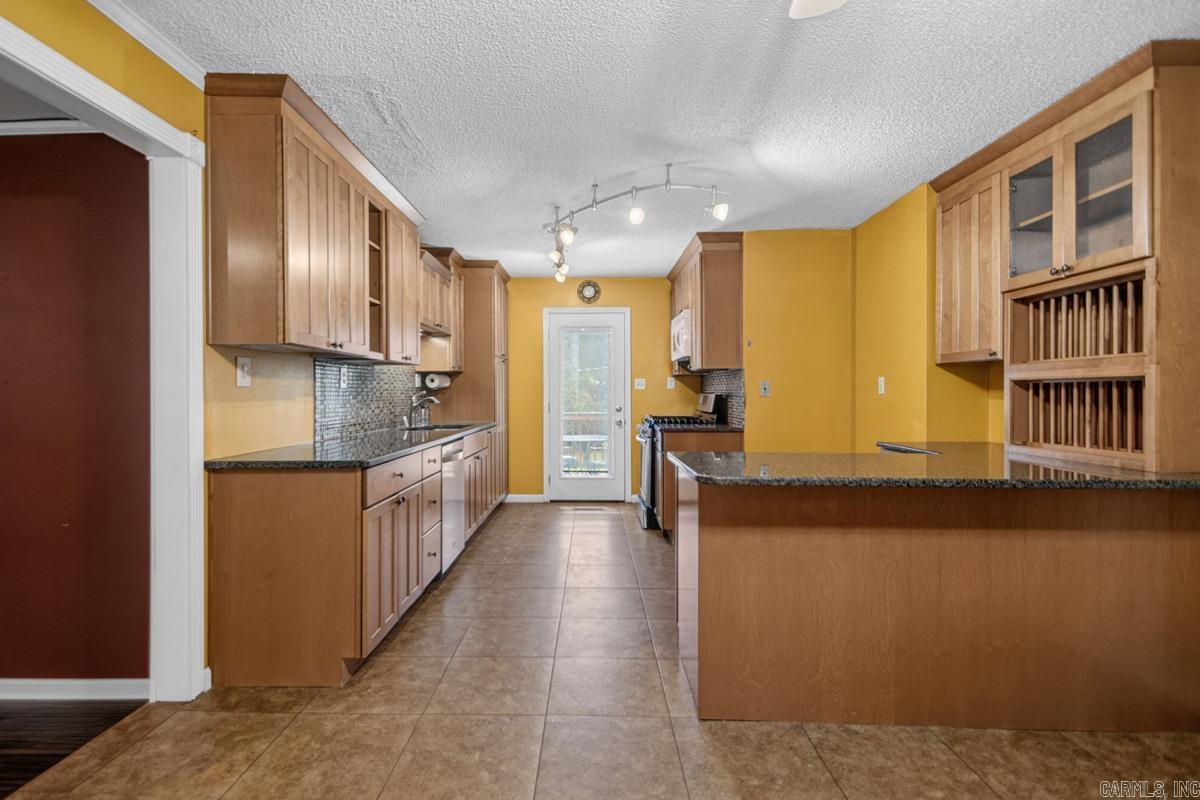 1220 Pine Forest Drive Property Photo 15