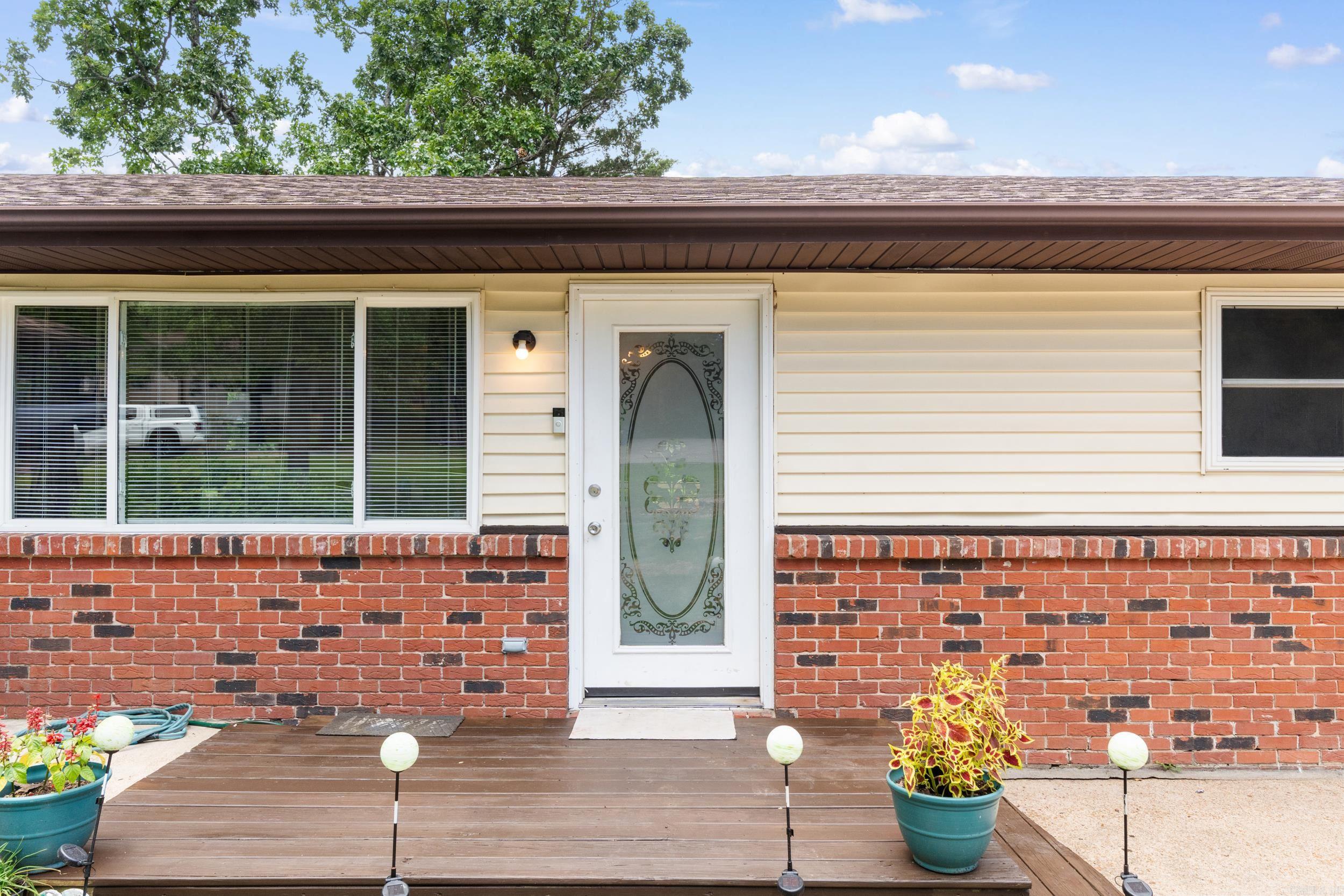 1216 Mark Drive Property Photo 2